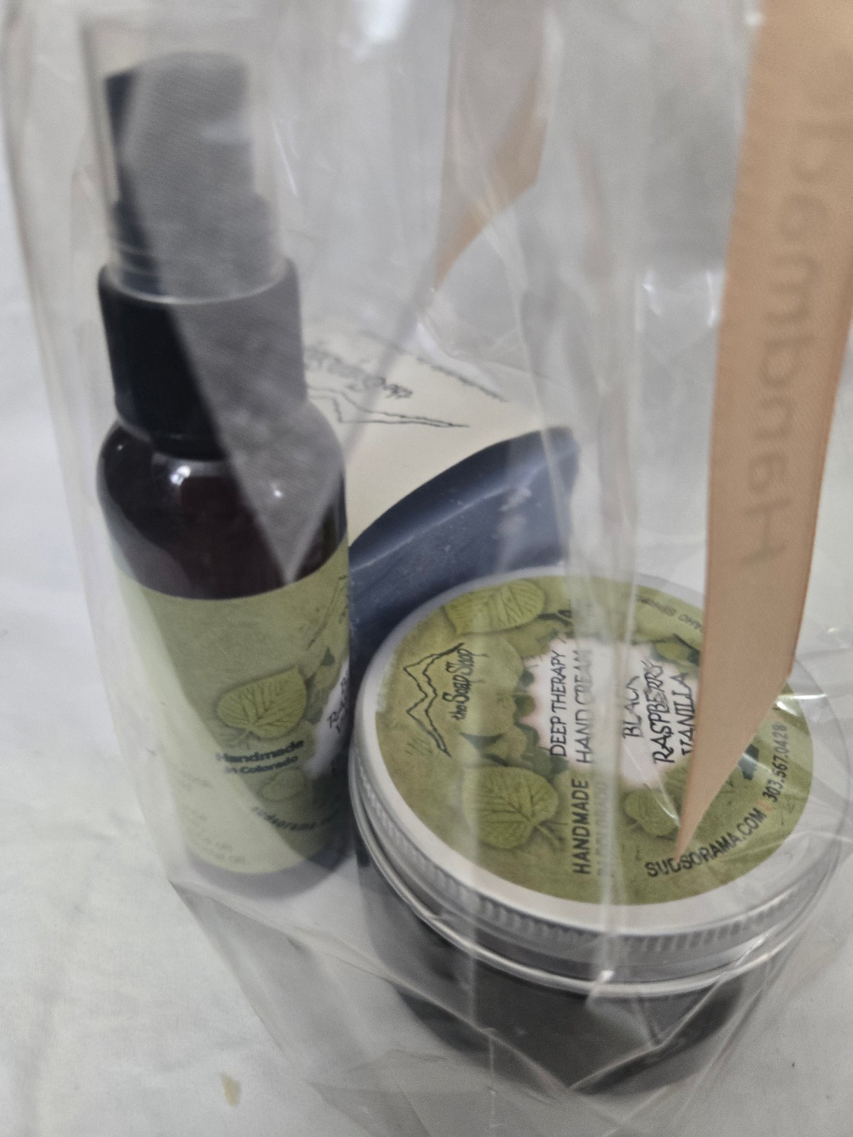 Four (4) piece gift set hand made soap Black Blackberry Vanilla – NEW FREE SHIP!