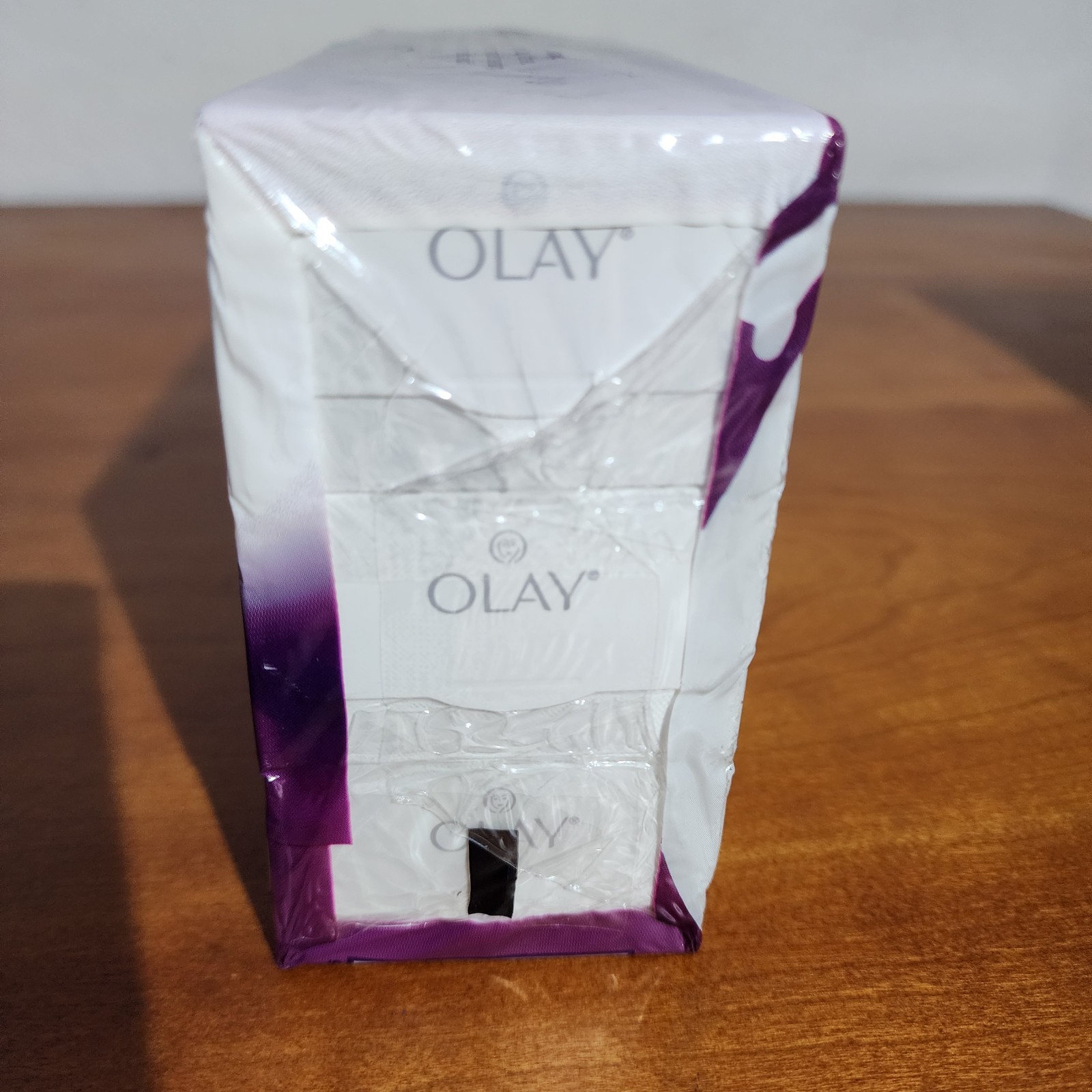 LOT (5) OLAY AGE DEFY BEAUTY BAR SOAP 10X MOISTURIZER VITAMIN E 3.75 OZ 30 BARS