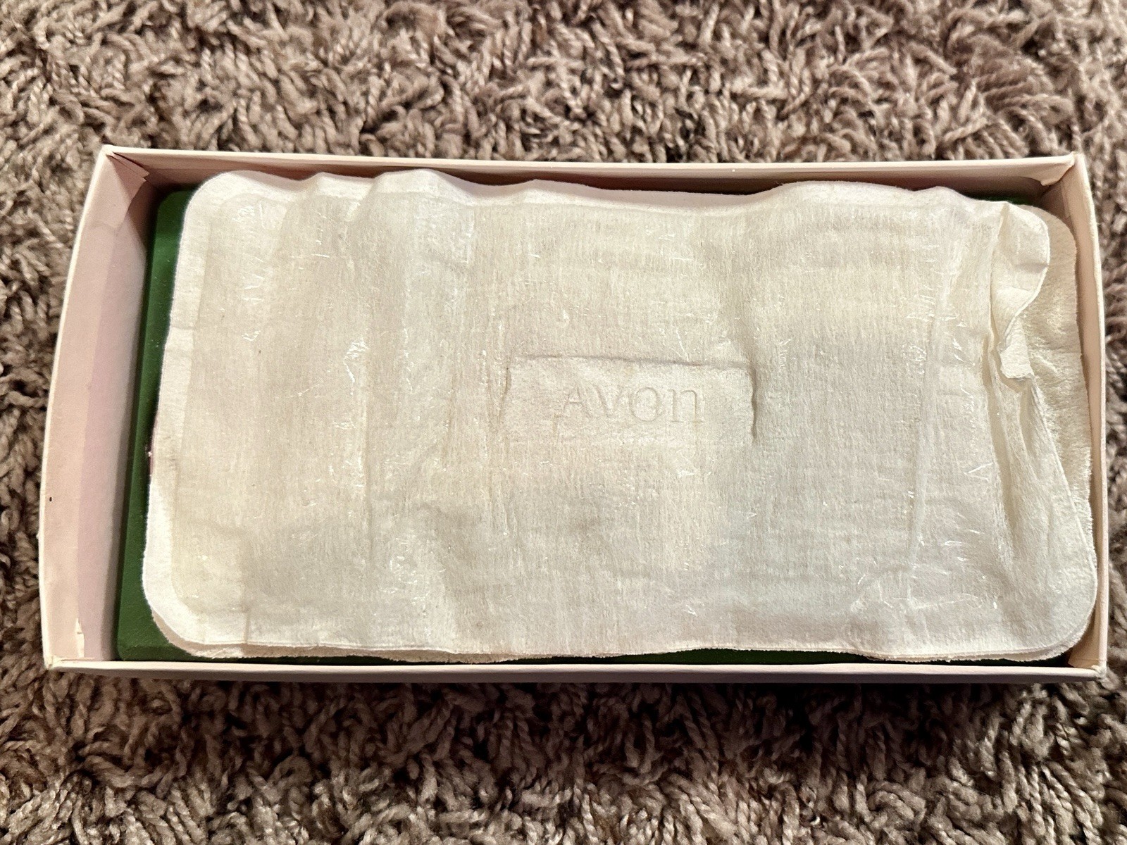 Vintage Touch of Roses Shaped Bar Soap Avon 3 Cakes Original Box Pink Gift Box
