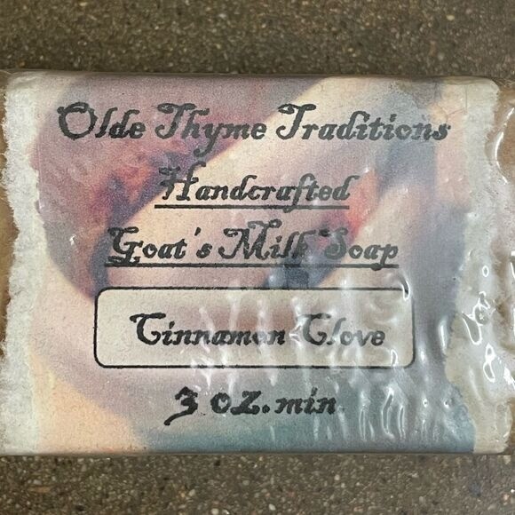 Bundle of Brand New Handmade & Non Handmade Soaps & Bath Salts (9 Item Bundle)