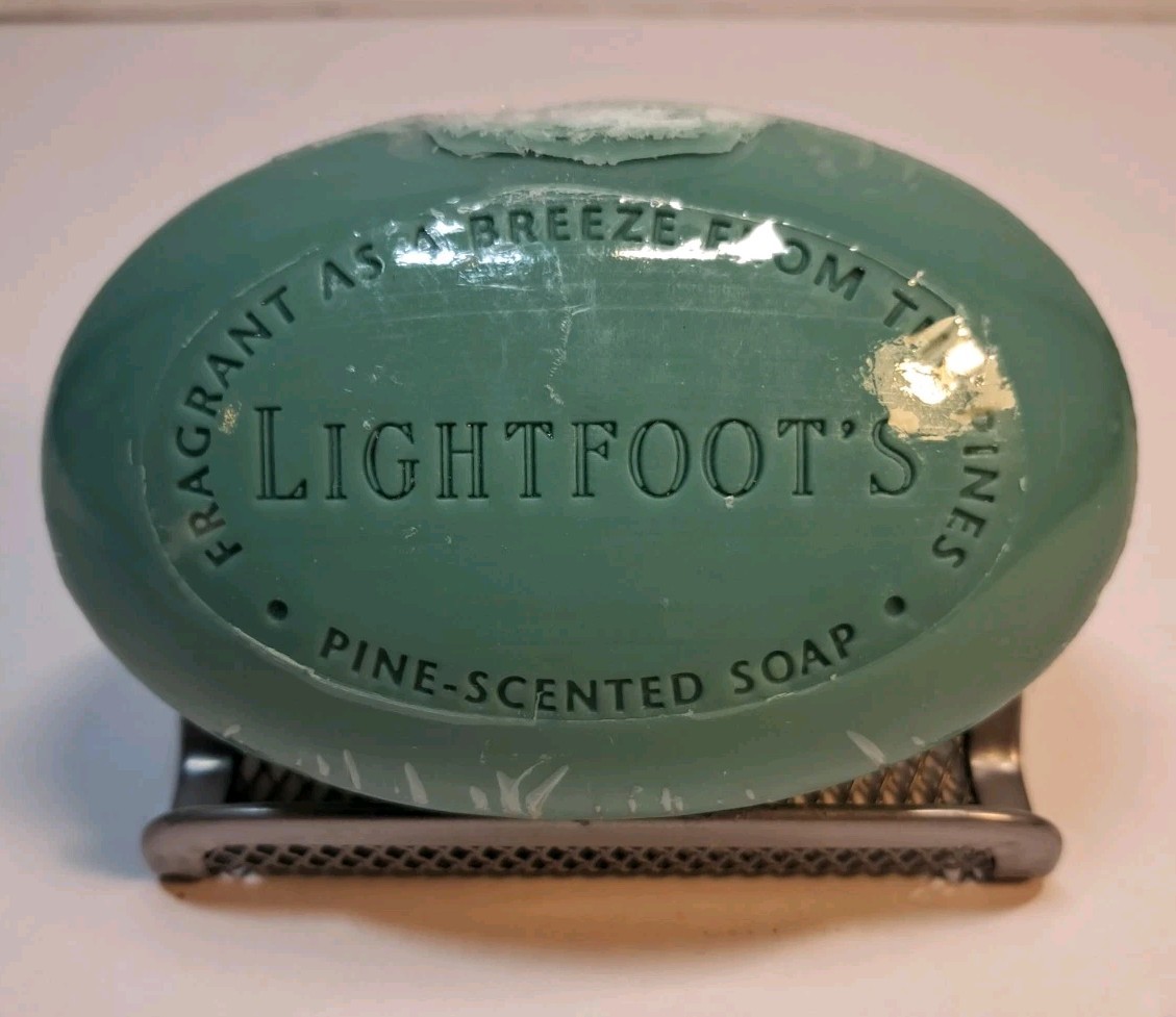 Vtg Lightfoot’s Pure Pine Soap Made in England Bar 5.6 oz Sealed in Plastic New