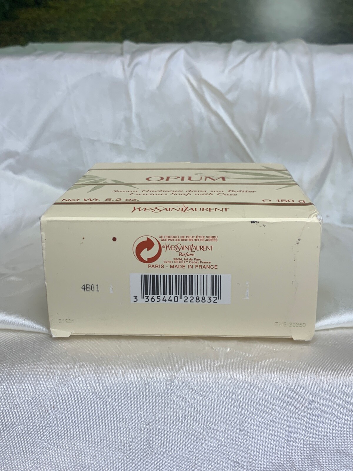 Yves Saint Laurent Opium 150g Luscious Soap with Case (new with box)