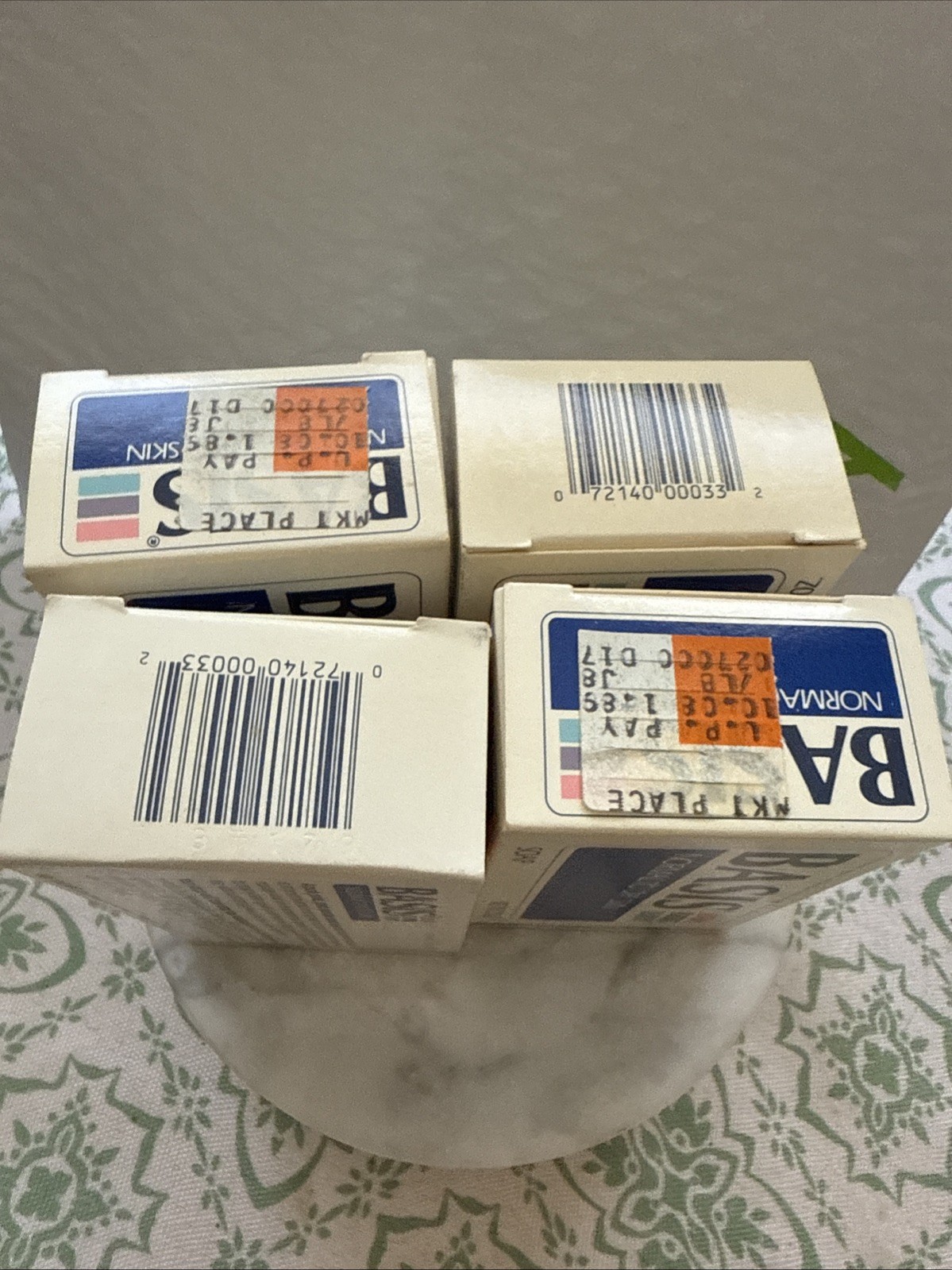 Vintage Basis Soap Bath Bar 3 oz. Normal To Dry Skin Lot Of 4 BARS New In Box
