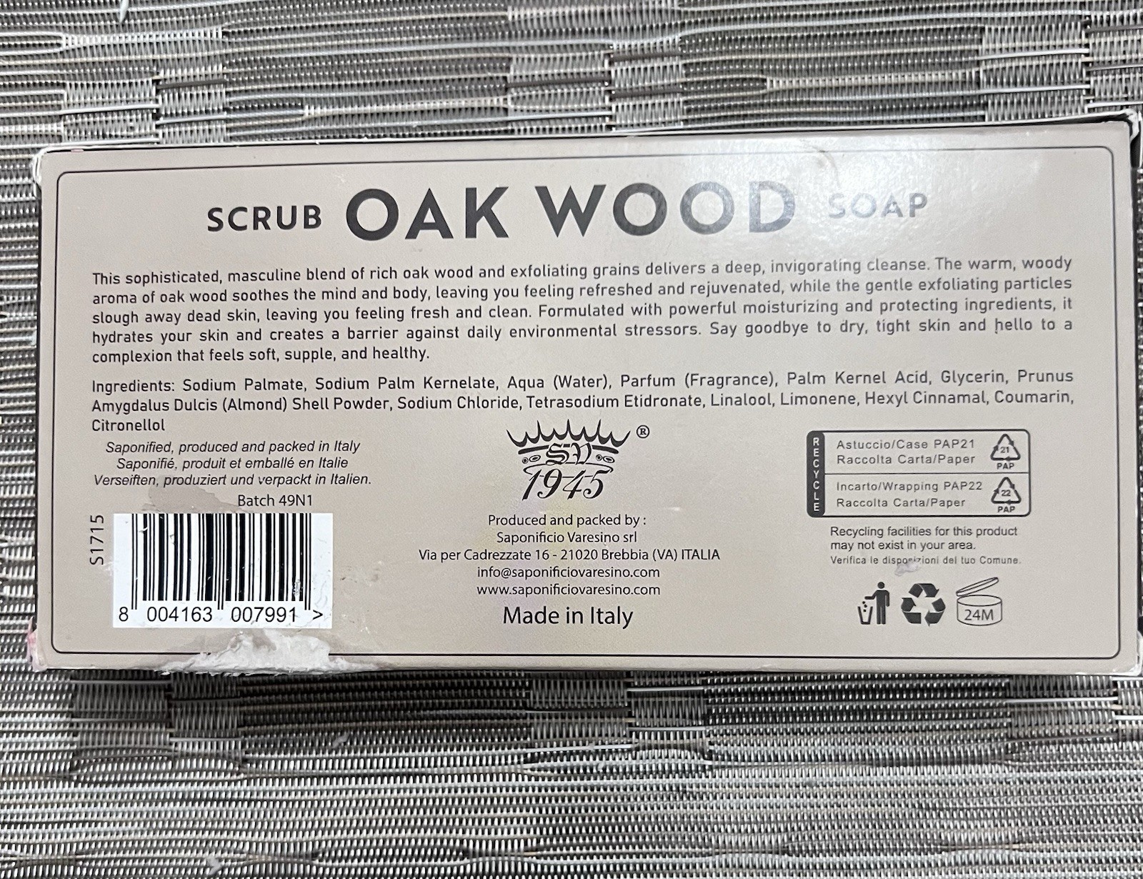 Saponificio Varesino 1945 Oak Wood Scrub Soap Exfoliating 15.8 oz