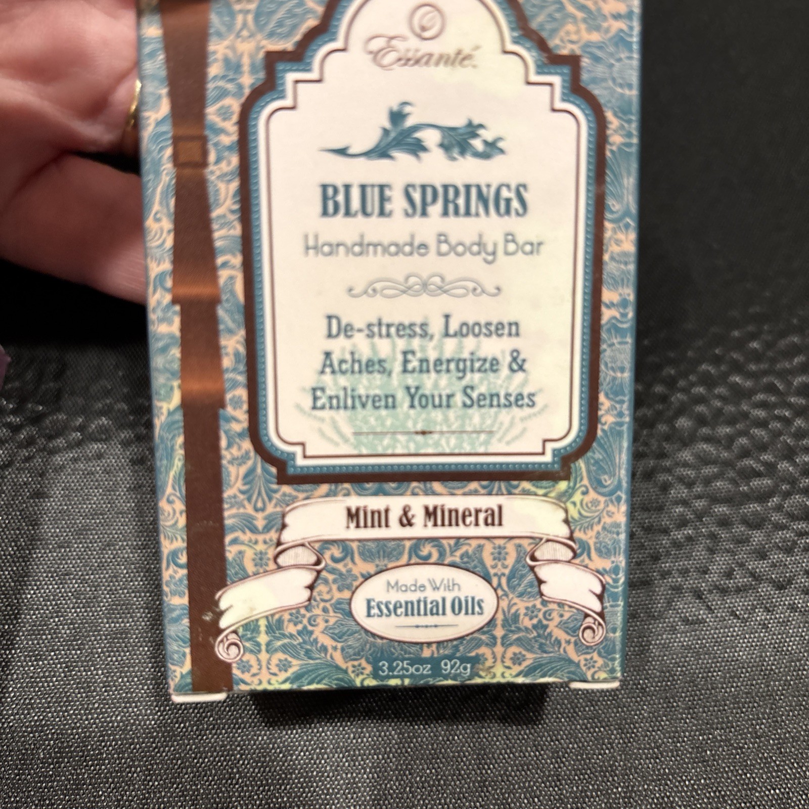 Essante Organics Handmade Bar Soap, Lavender Oatmeal & Mint Mineral-READ
