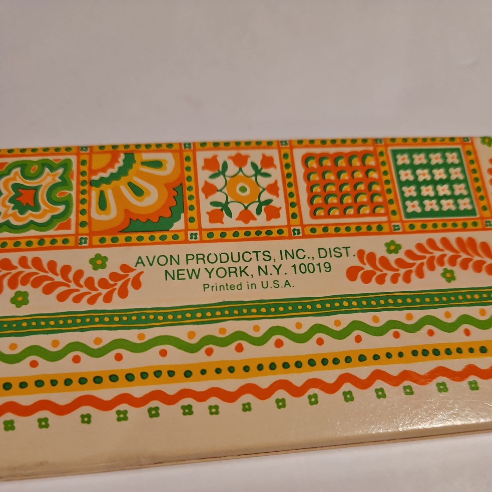 3 Avon PATCHWORK Perfumed Soaps ORANGE YELLOW GREEN Vintage 2 Soaps New