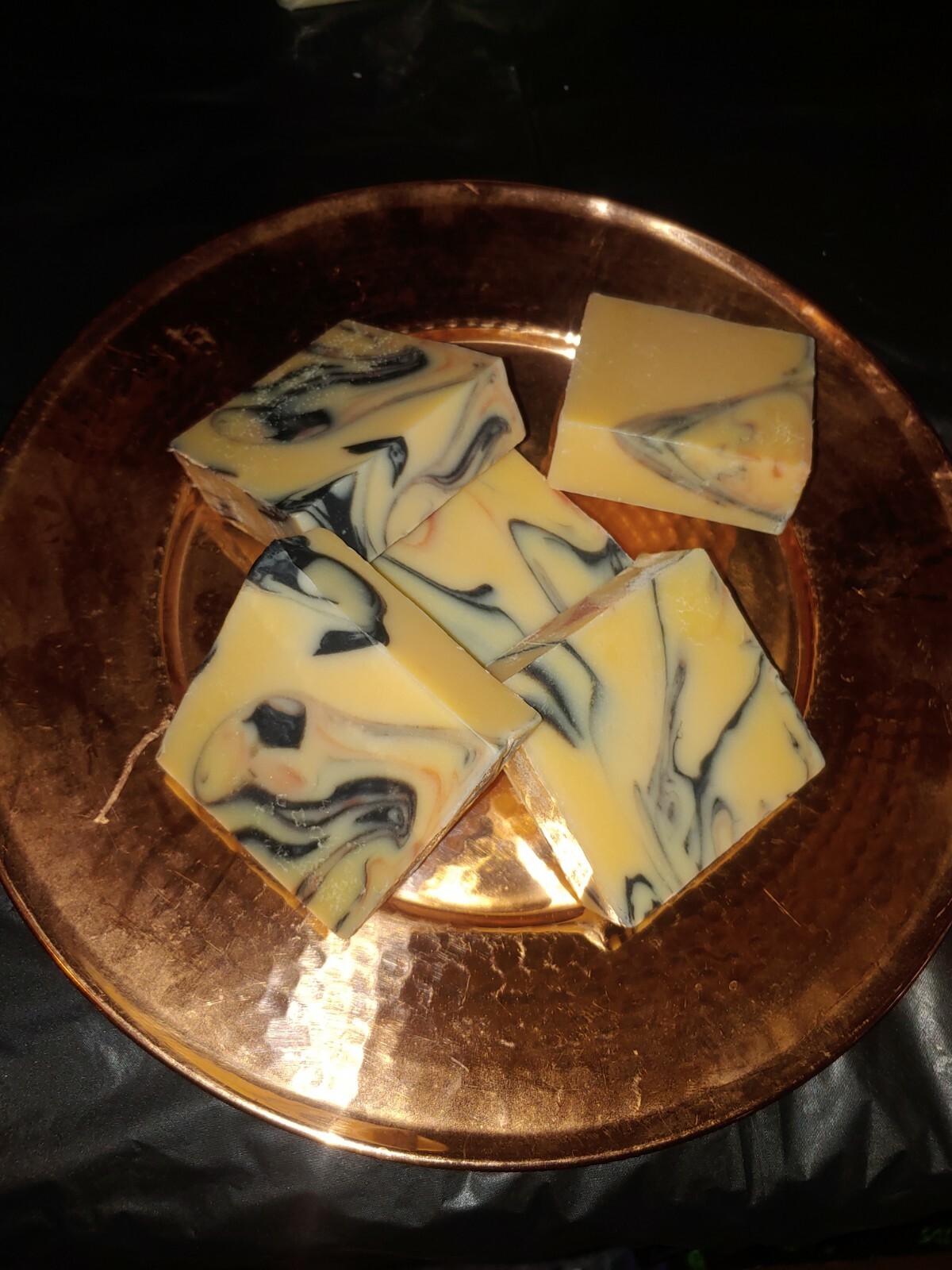 Handmade 5 pounds of soap bars. Discounted. JUPITER X Vibrant scent!