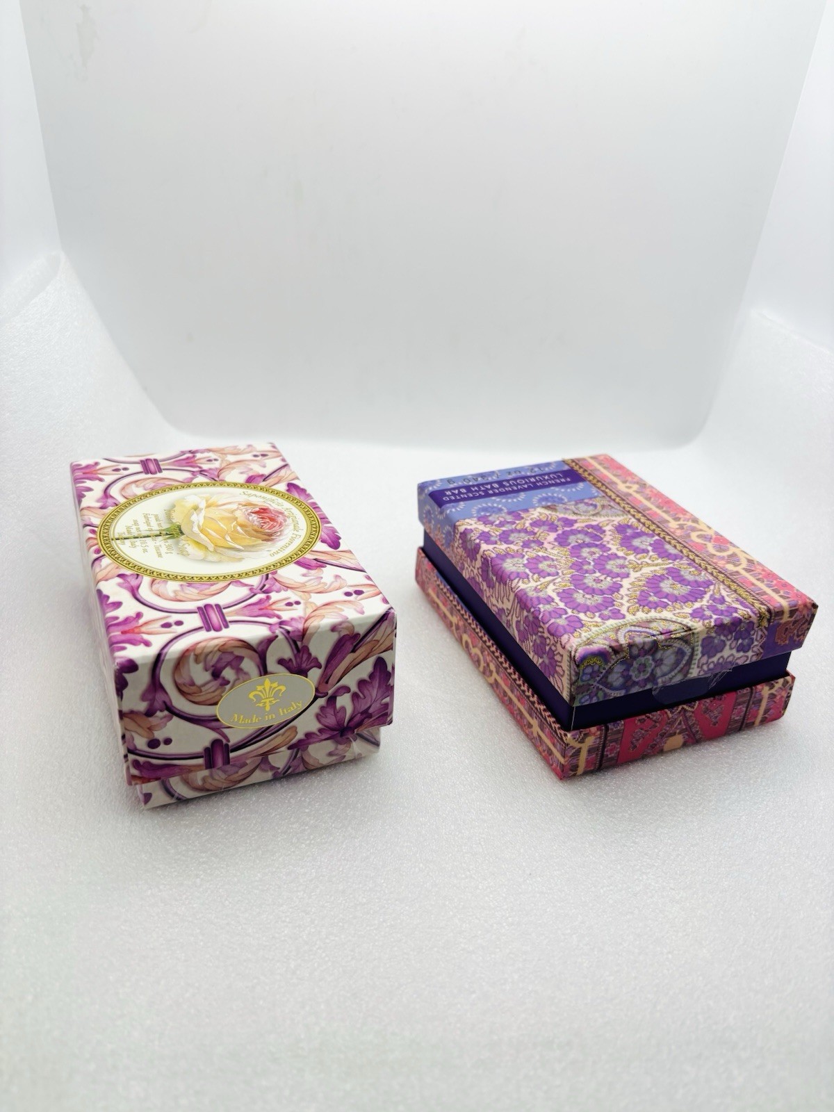 2 Soaps Saponificio Artigianale Fiorentino Rose & Lila Grace Lavender