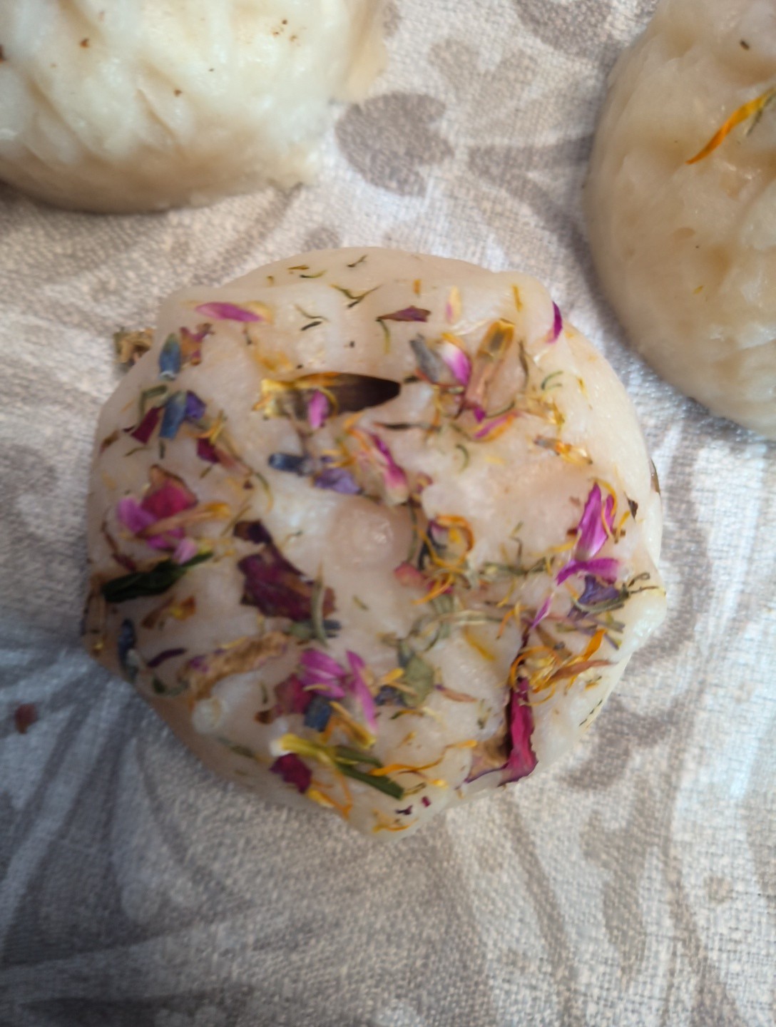 African Violet Shea Butter Flower Shaped Soap,Includes 4 Bars, Approx. 1.5 Oz