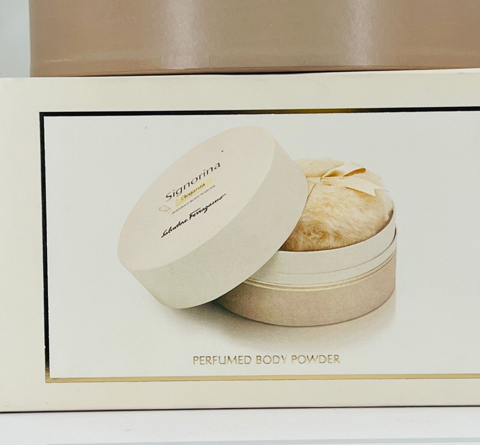 Salvatore Ferragamo Eleganza perfumed Body Powder – 2.29 oz/65g – NIB