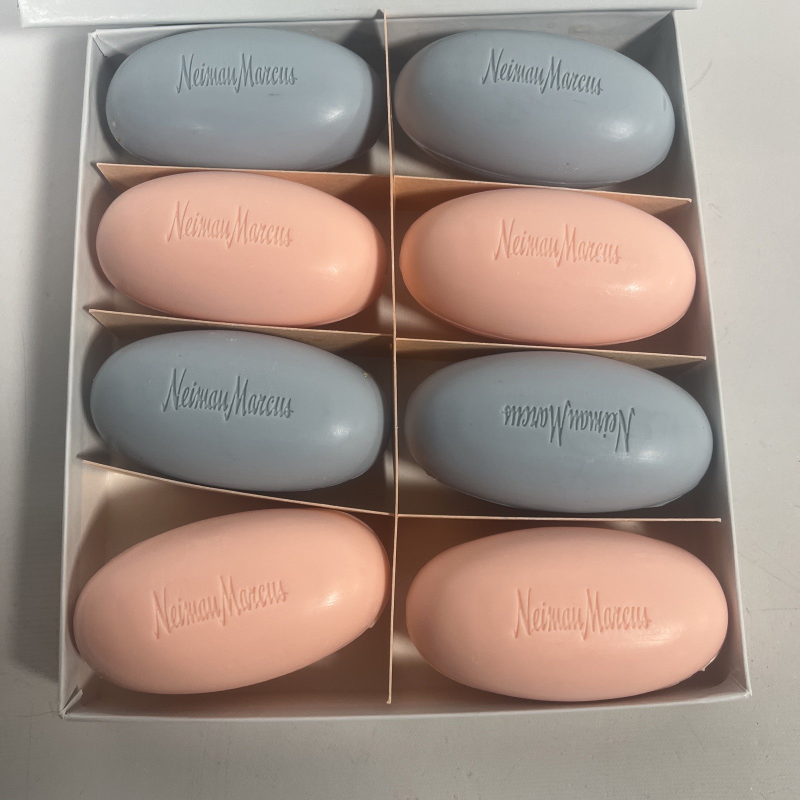 Neiman Marcus Soap 8 Oval Cakes Blue Lilac & Rose Geranium Cake 26.4 Oz NIB