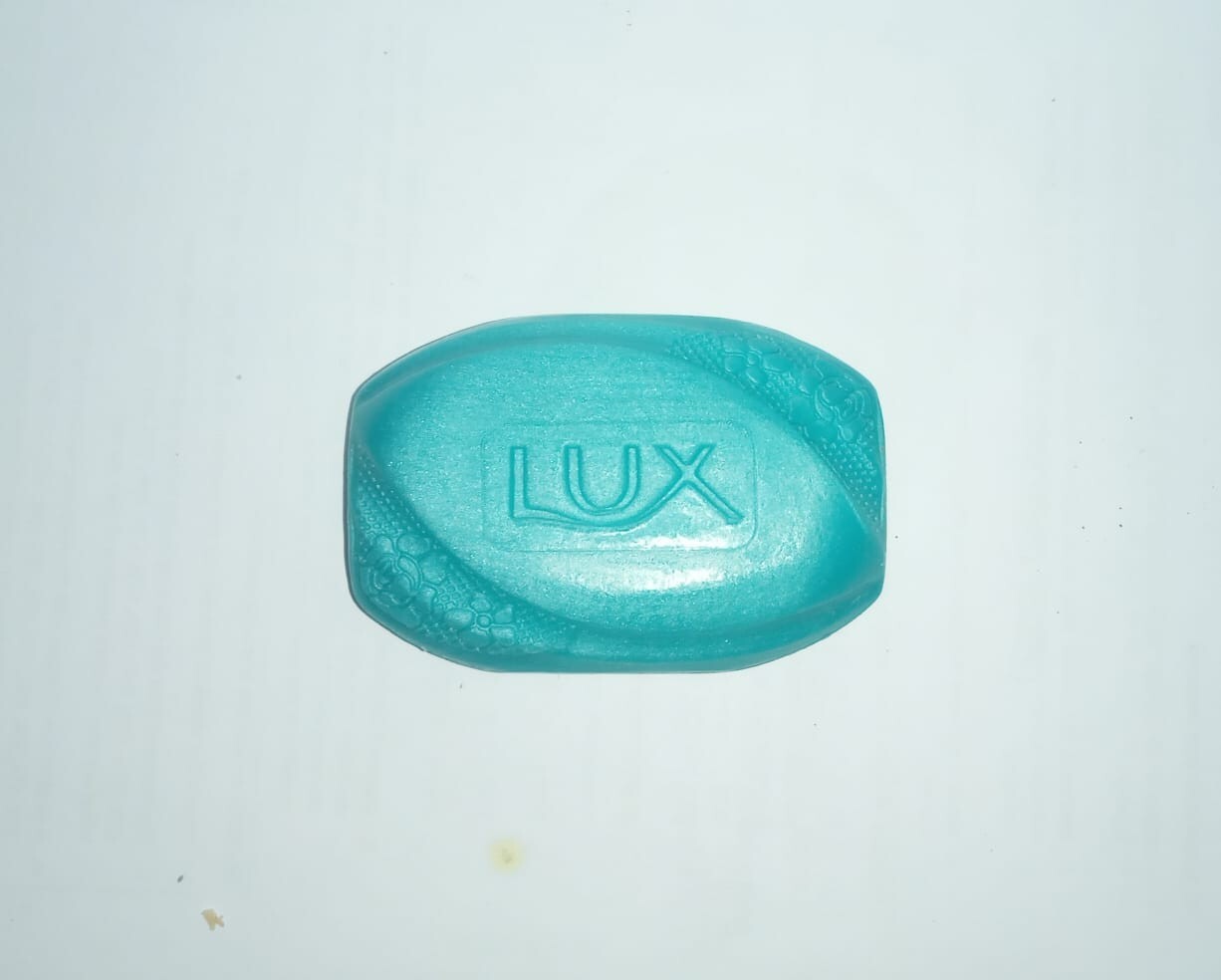 Lux Fresh Splash Soap for Refreshed fragrant Cooling Mint and Lily 100 g New