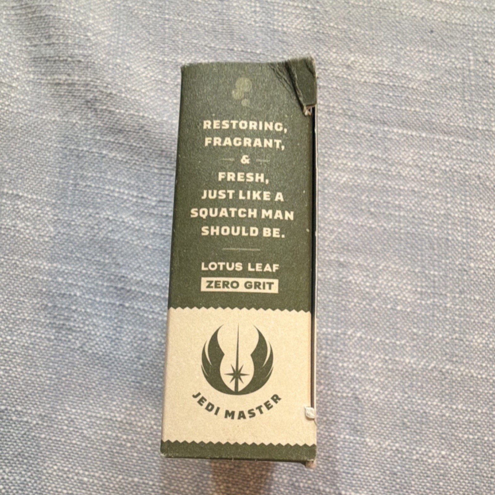 Dr. Squatch Star Wars Wisdom Wash Lotus Leaf Zero Grit Men’s Bar Soap 5 oz