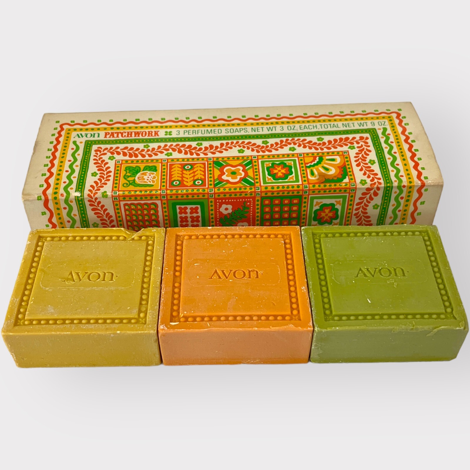 Vintage Avon Patchwork Perfumed Soap 3 3 oz Bars Set Yellow Orange Green Prop