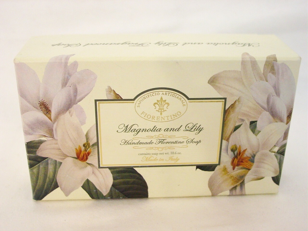 Saponificio Artiganale Magnolia and Lily Soap Handmade Bar 10.6 oz
