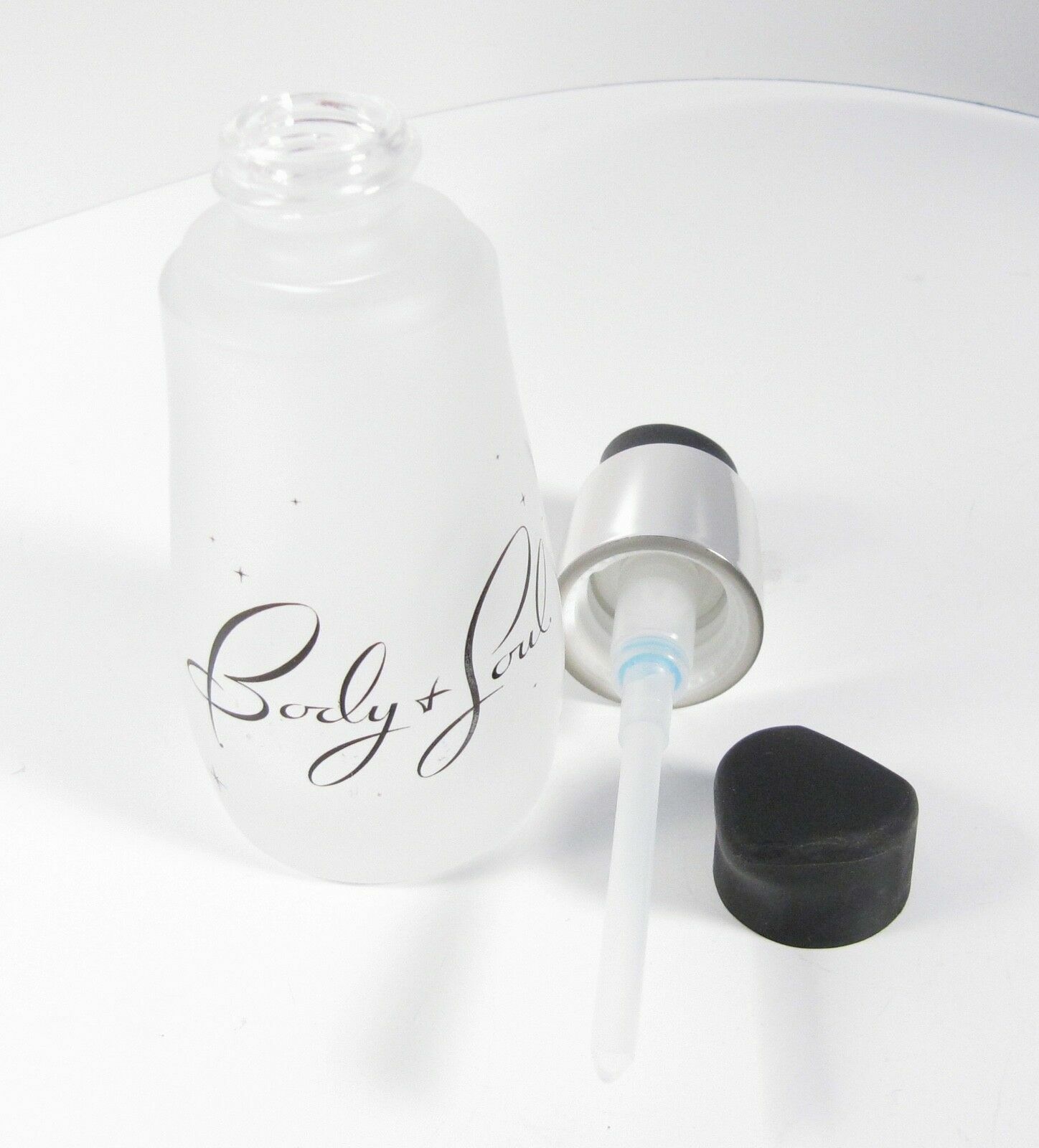 BODY & SOUL 30ml Frosted Glass Lotion Liquid Make Up Dispenser NEW 4″ Tall