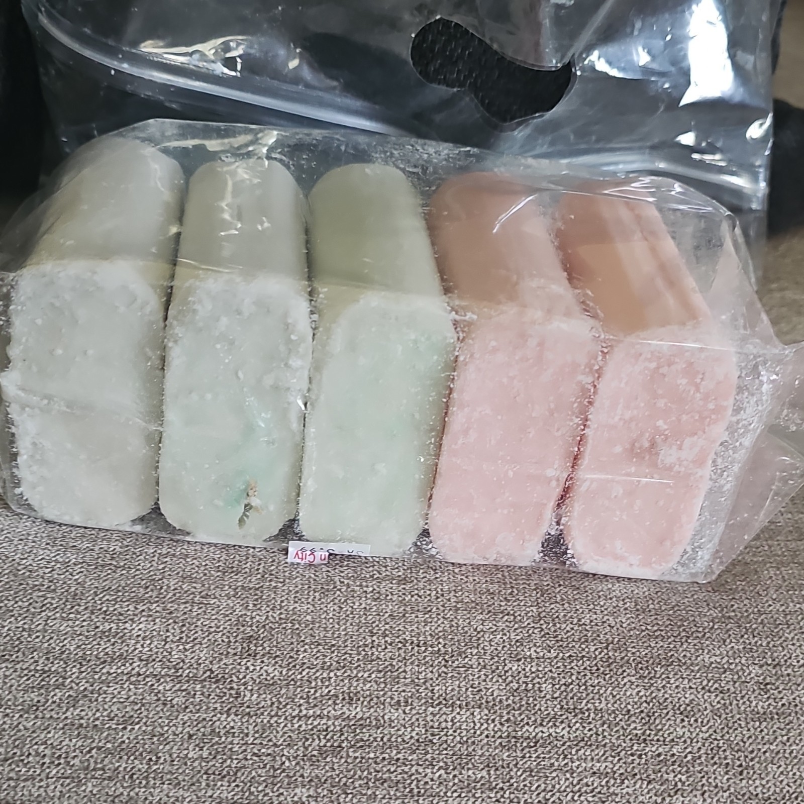 Amish Country Rectangular Bar Soap 5-Pack White Pink Light Green Unisex