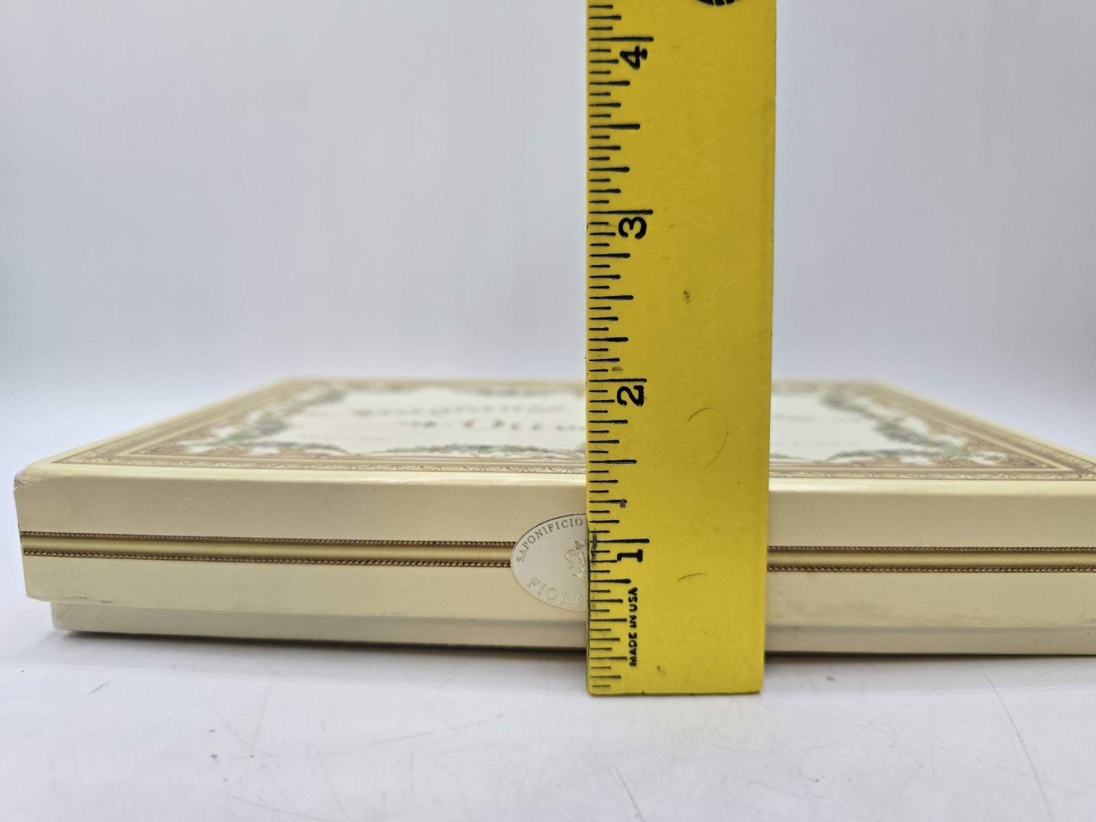 FRAGRANZE FIORENTINE Olive Oil, smells so good! Handmade Soap 4-4.4oz bars, NIB