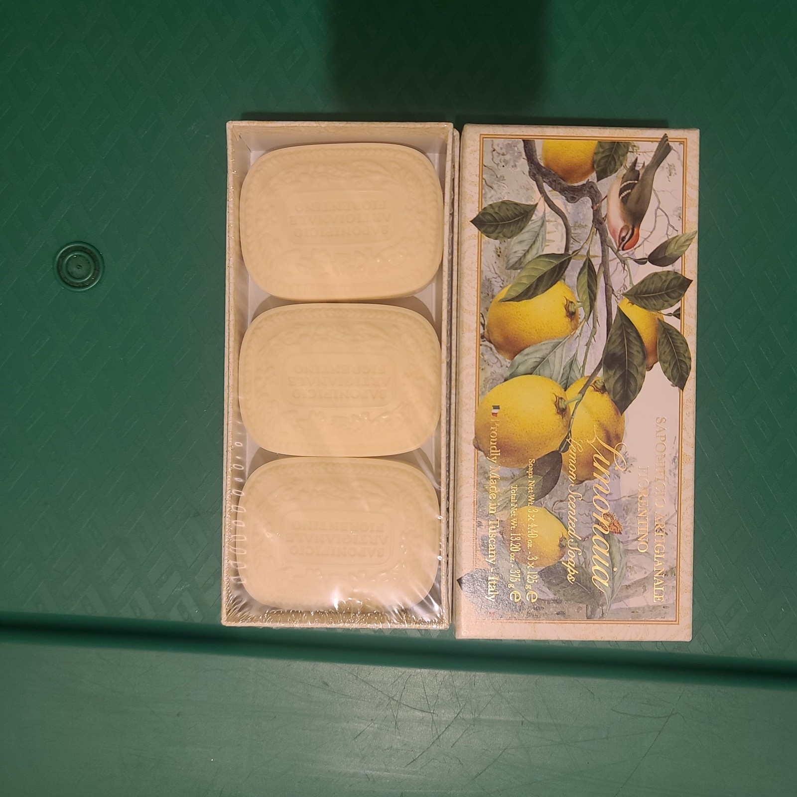 Saponificio LEMON Scented Soaps Tuscany (3) 4.4 oz GIFTBOX