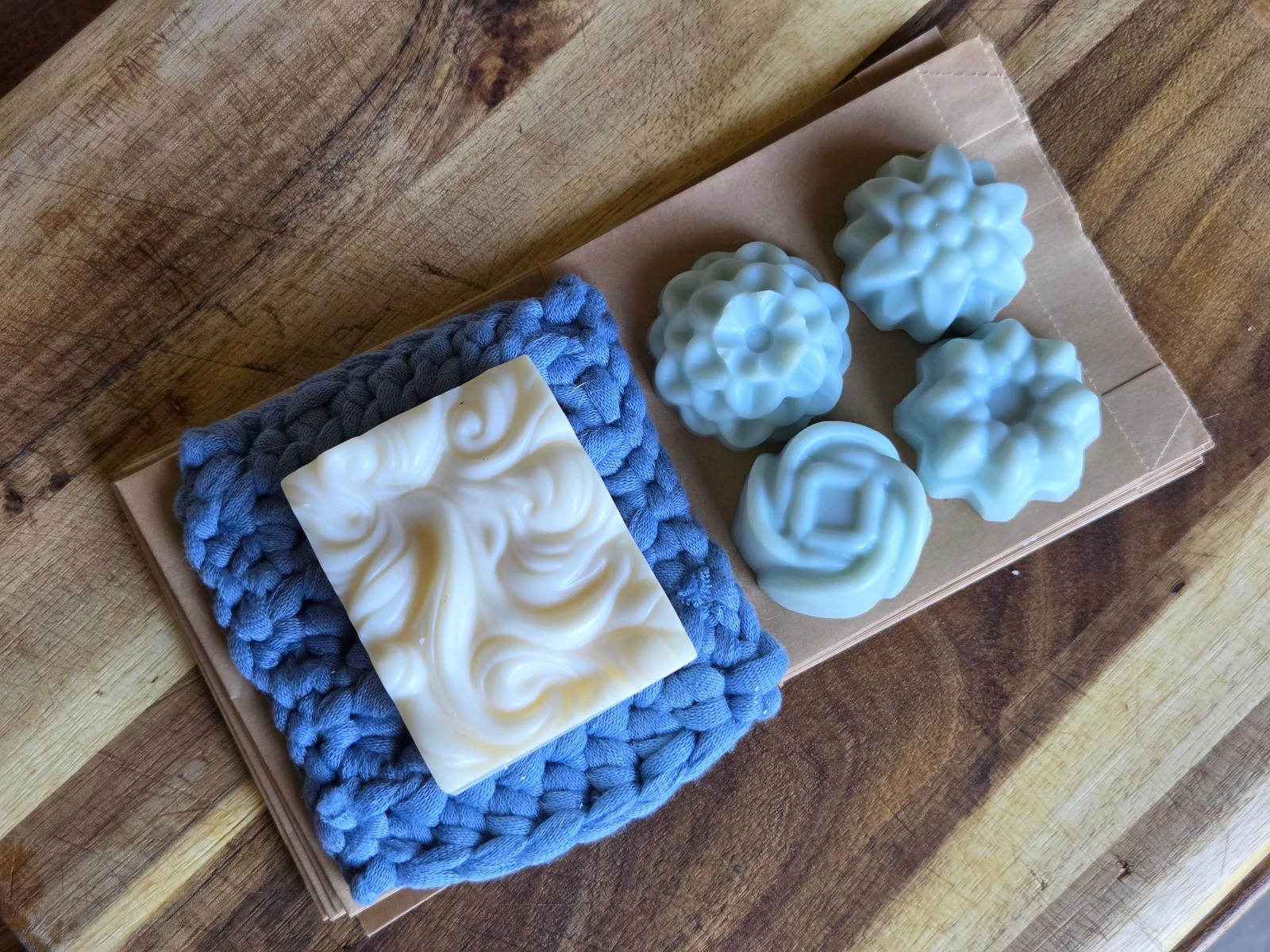 Eliz Lyn Homemade Natural Mini Soaps Baby Blue Shea Butter Ginger & Citrus Scent