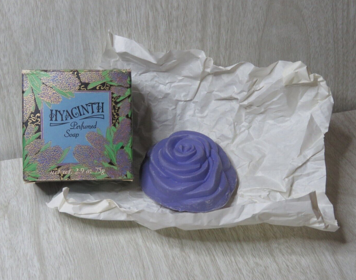 VTG New Victoria’s Secret Hyacinth Floral Perfumed Soap Bar Purple Rose 2.9 oz
