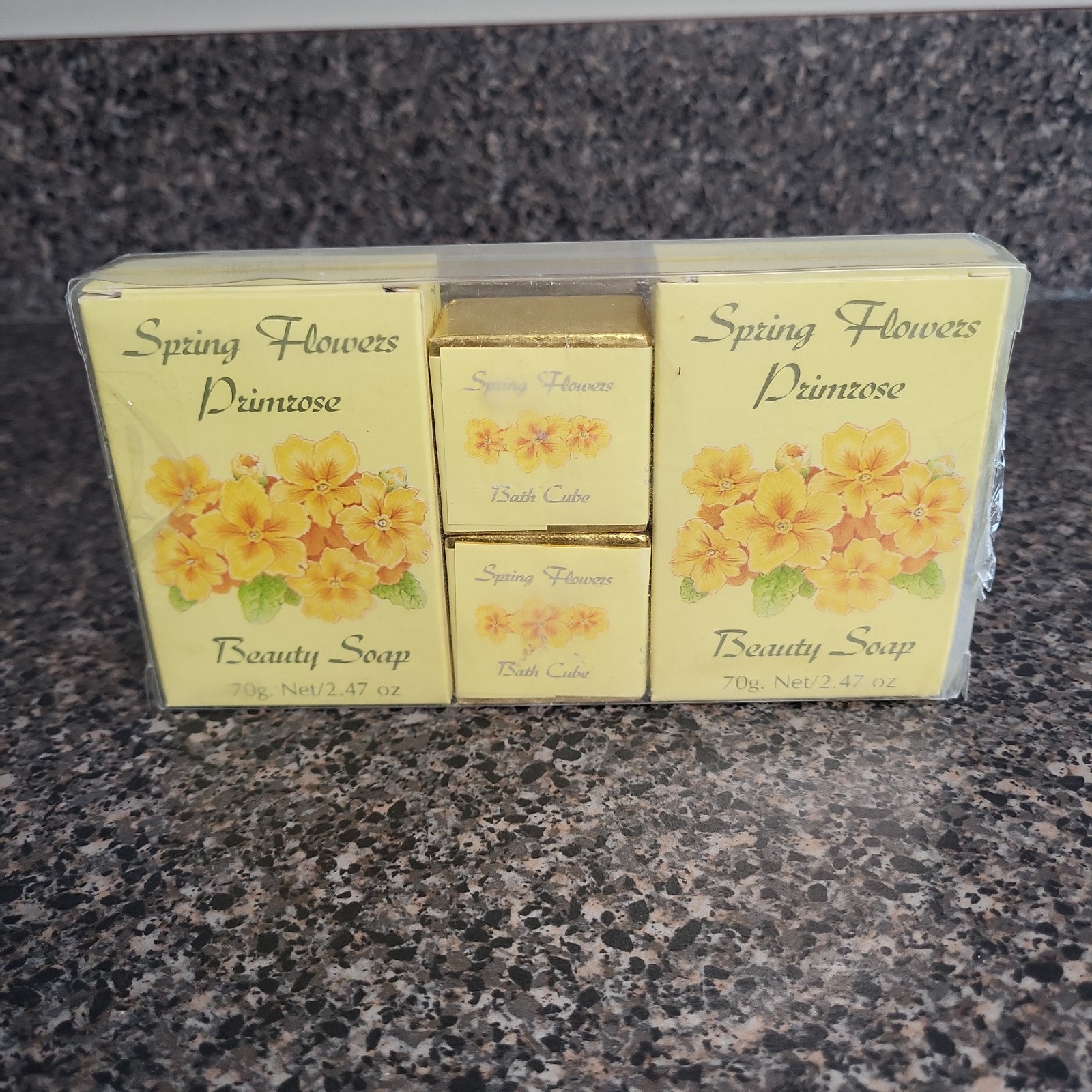 VTG Kmart Spring Flowers Primrose Beauty Soap Bath Cube Gift Set Made in England
