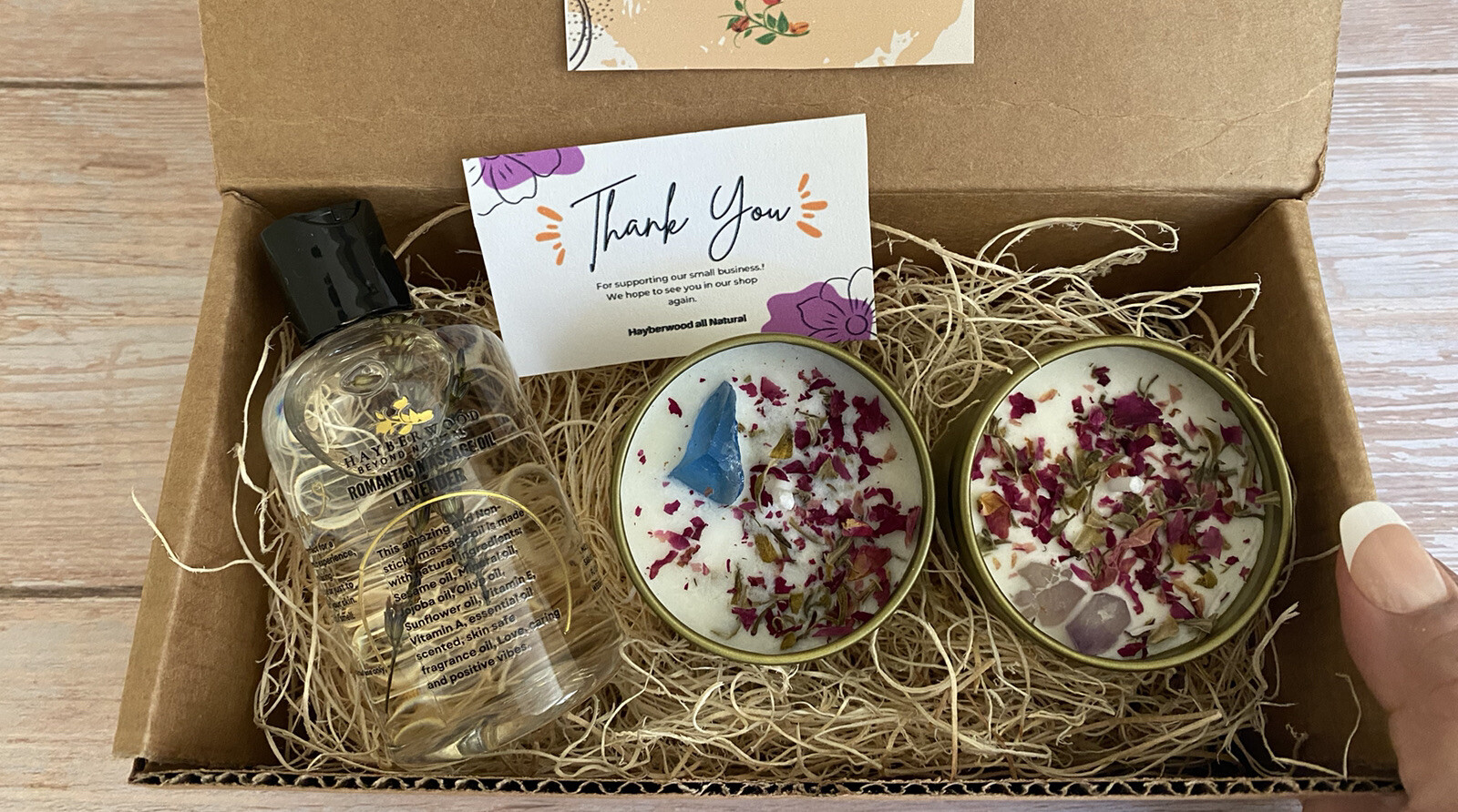 Romantic Massage Oil Gift Set,Gift For Couples,Herbal & Crystal Soy Candles,4 oz