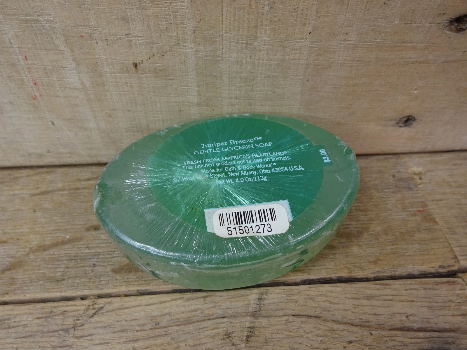 Bath & Body Works Gentle Glycerin Soap Bar 4 oz Mango Mandarin & Juniper Breeze
