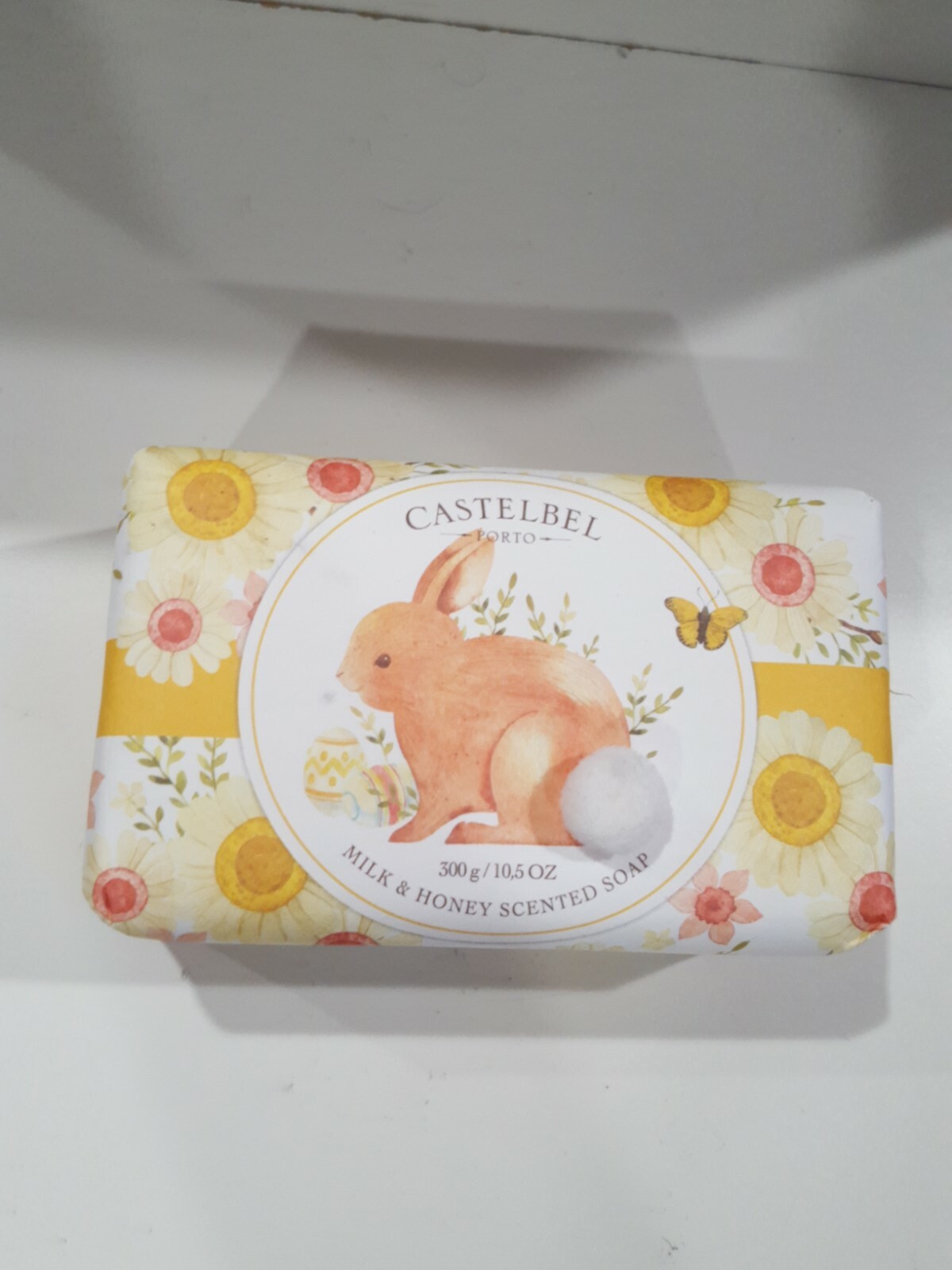 Castelbel Porto Almond Scented Soap Bunny Rabbit Wrapper 10.5 ounces