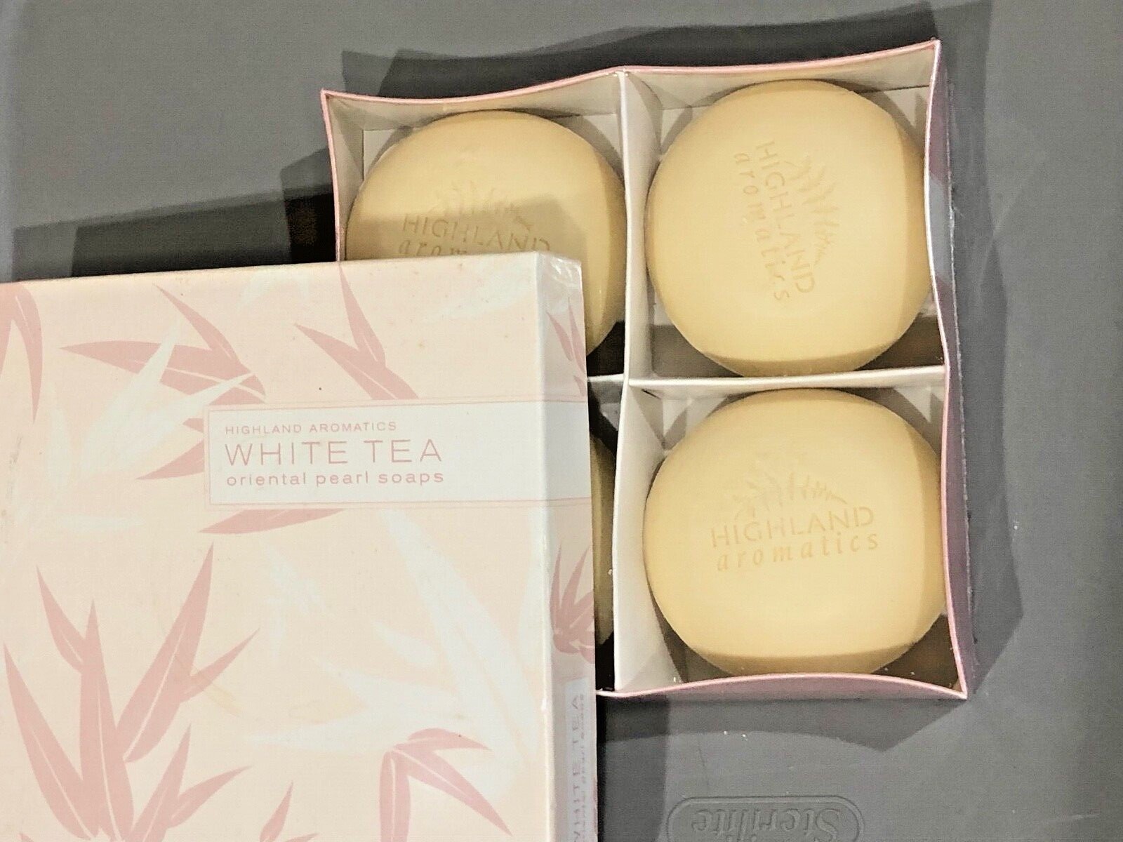 Highland Aromatics White Tea Oriental Pearl Soaps – 4x 5.3oz Soaps – NIB