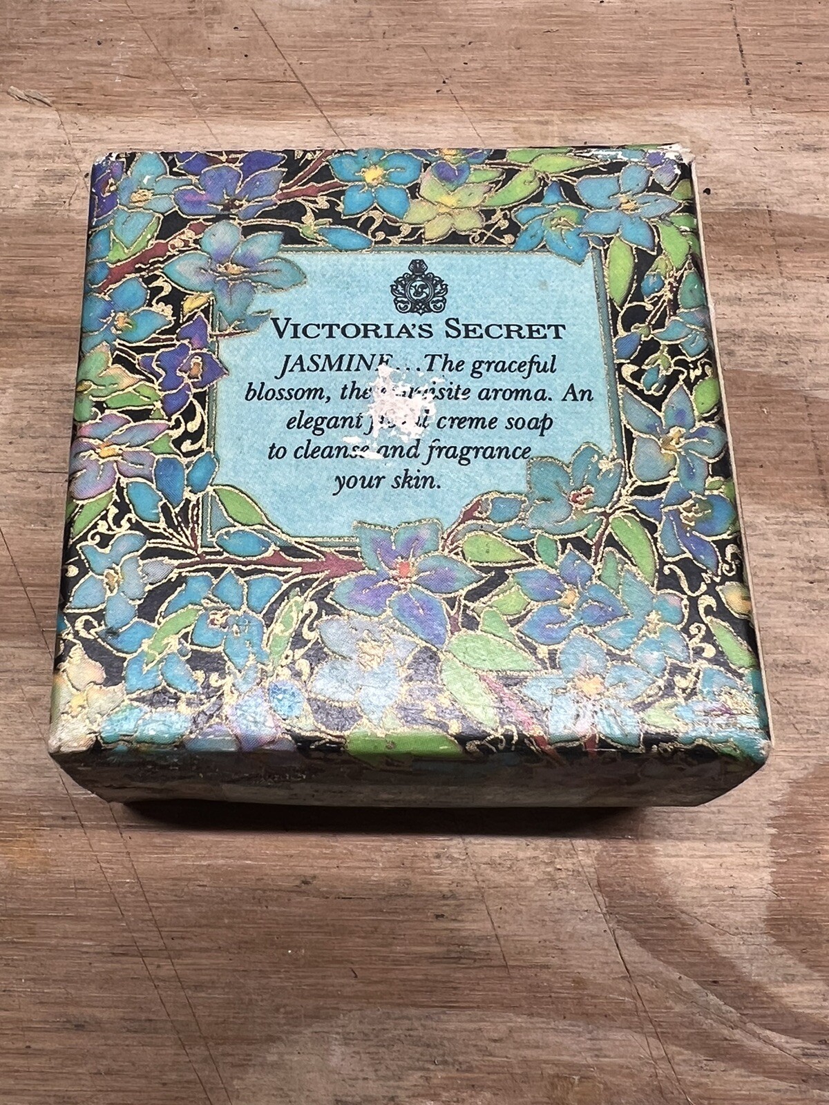 Victorias Secret Victoria Jasmine Perfumed Soap 2.9 Oz Bar New in Box