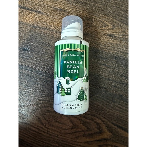 Bath Body Works Vanilla Bean Noel Shapeable Soap 4.9 fl oz Holiday Foam Soap