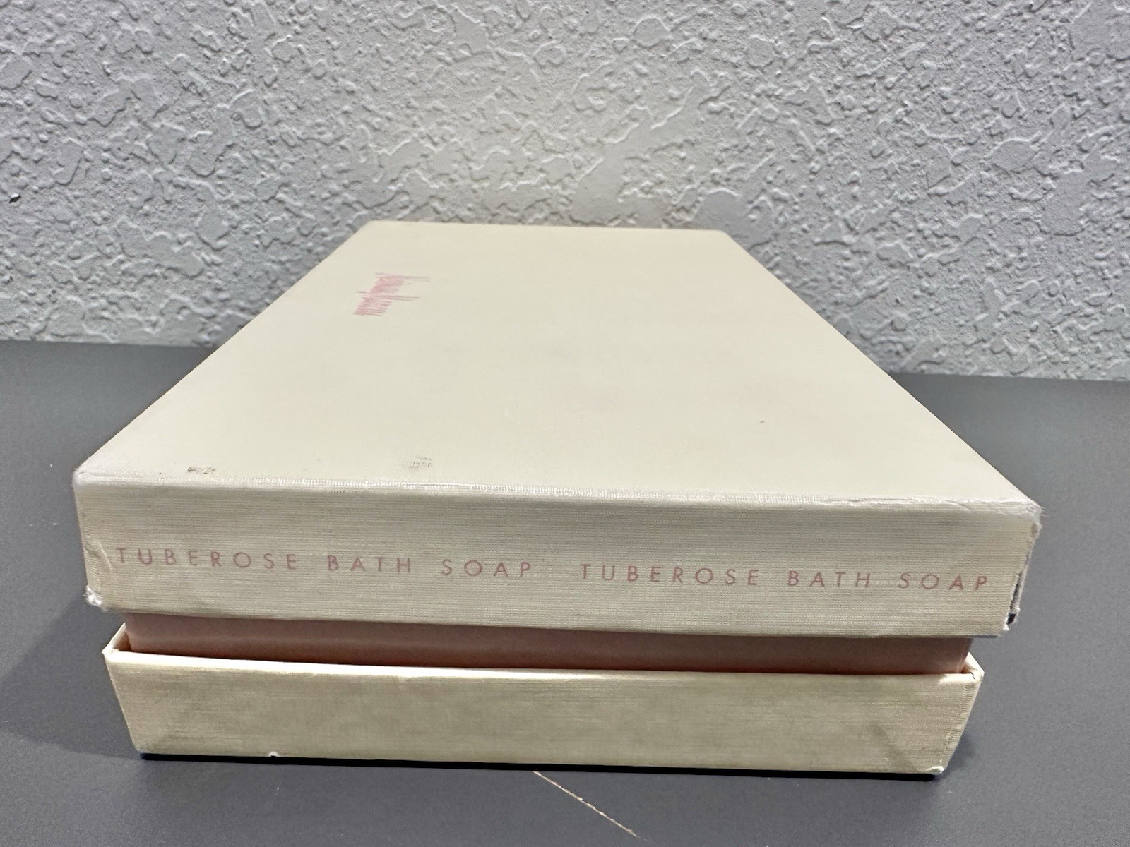 VTG Neiman Marcus Tuberose Bath Soap Box Set – 4 Count Total 24oz/680g Read