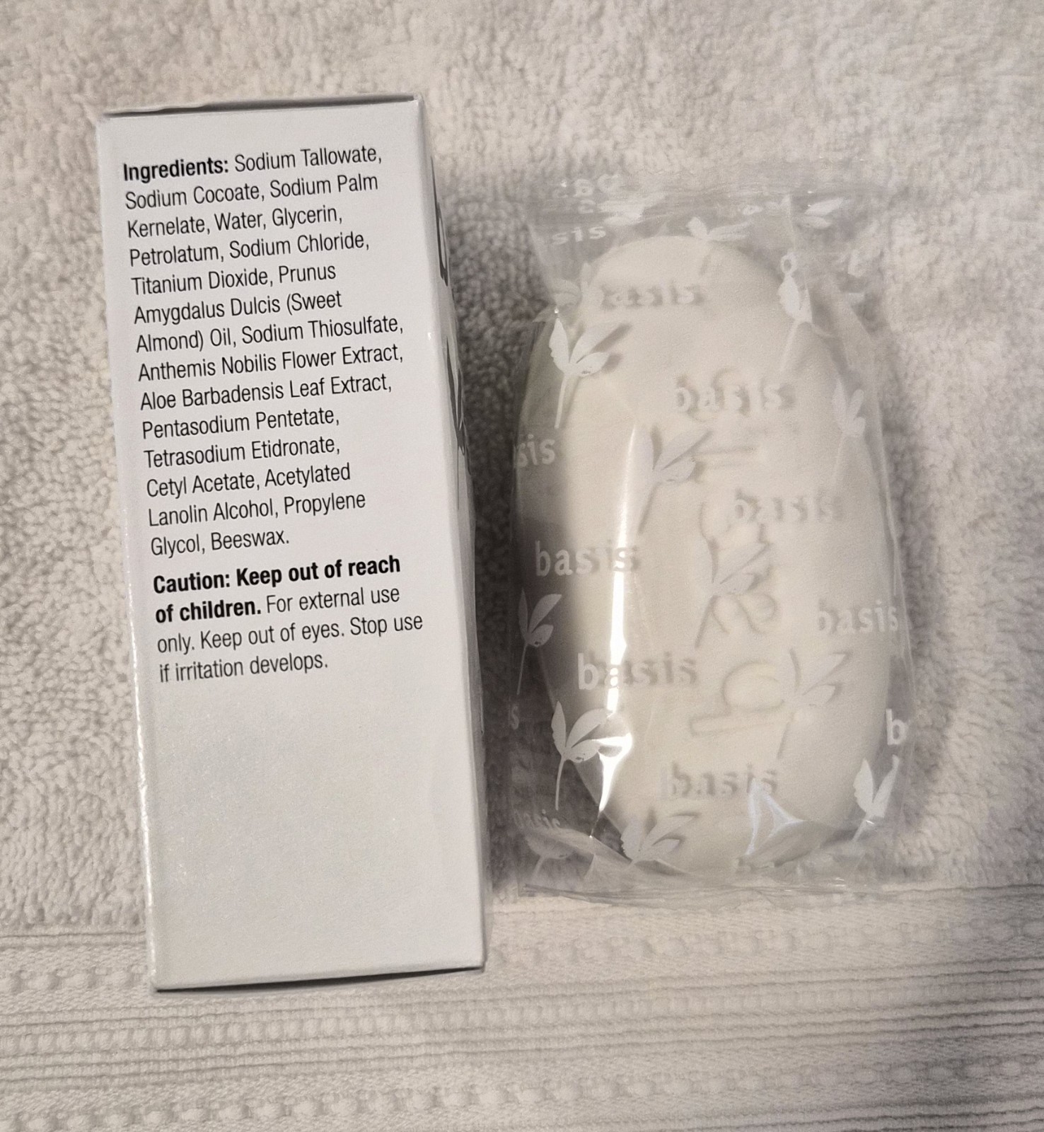 Vanilla Sugar Body Oil And Basis Bar Soap For Sensitive Skin Package
