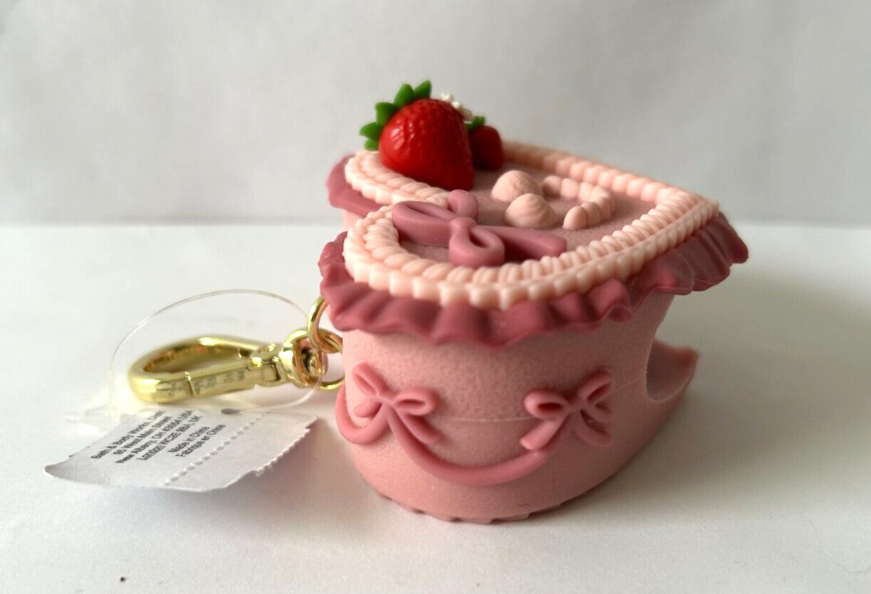 NEW Bath & and Body Works Happy Smiley HEART Cake Pocket HandGel Holder Keychain