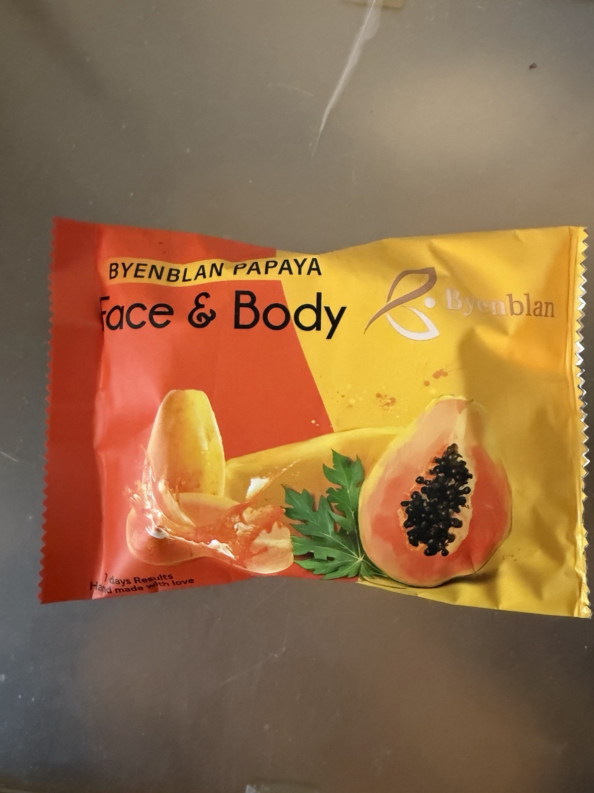Byenblan Papaya Face & Body Bar Soap Orange Yellow Unisex Fruit Scent