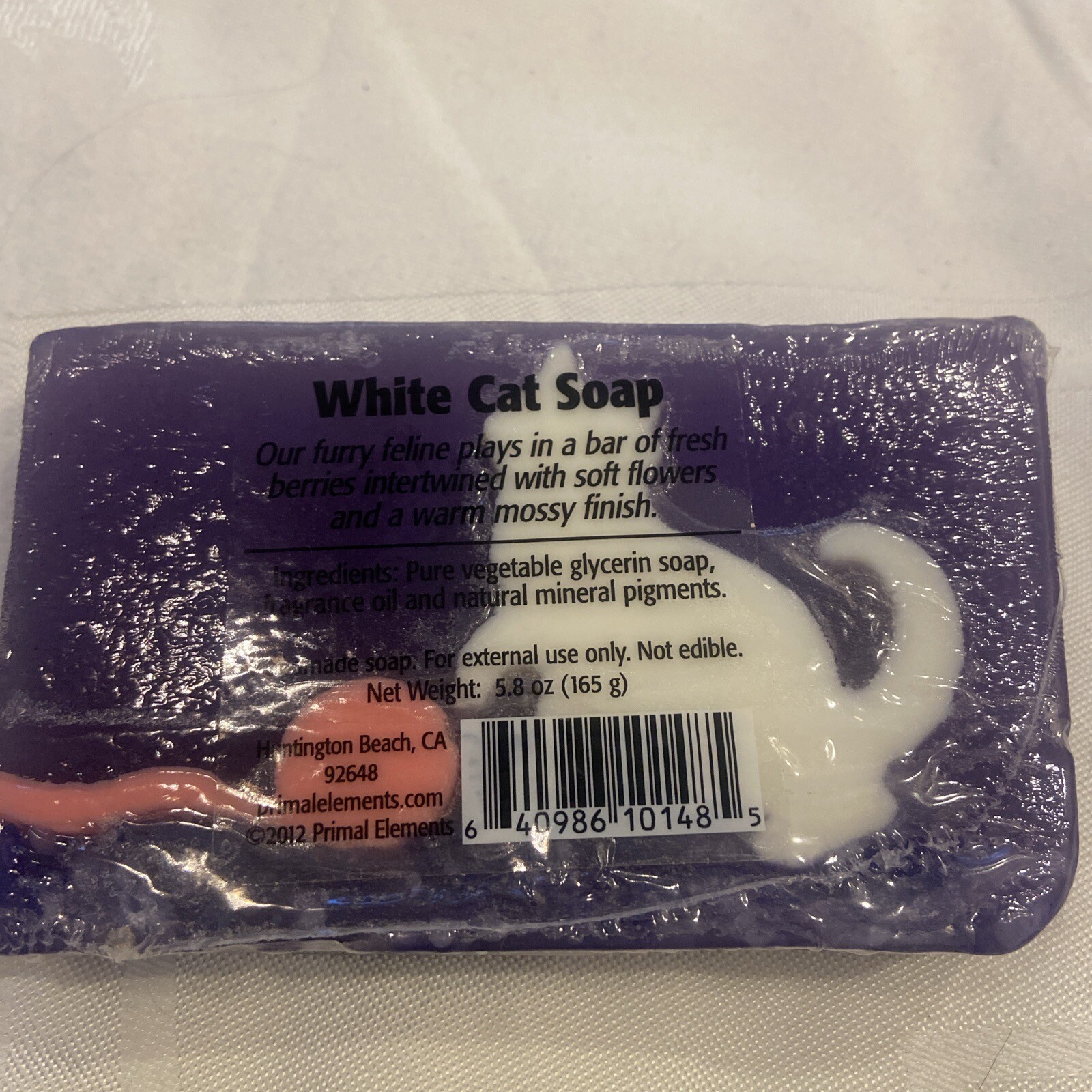 Primal Elements, WHITE CAT Full Size 5.8oz Handmade Soap New In Wrap