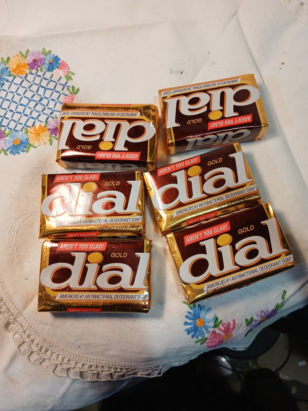 Lot of 6 Vintage Dial Bar Soap 80s Gold Foil NOS 5oz Bars TV Movie Set Prop