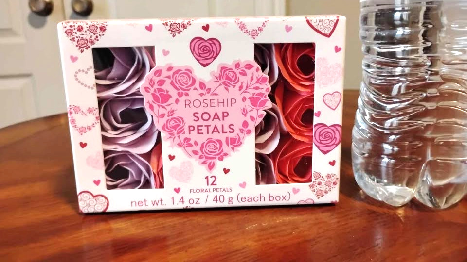 Soap roses, set of 12 in box Valentine wedding