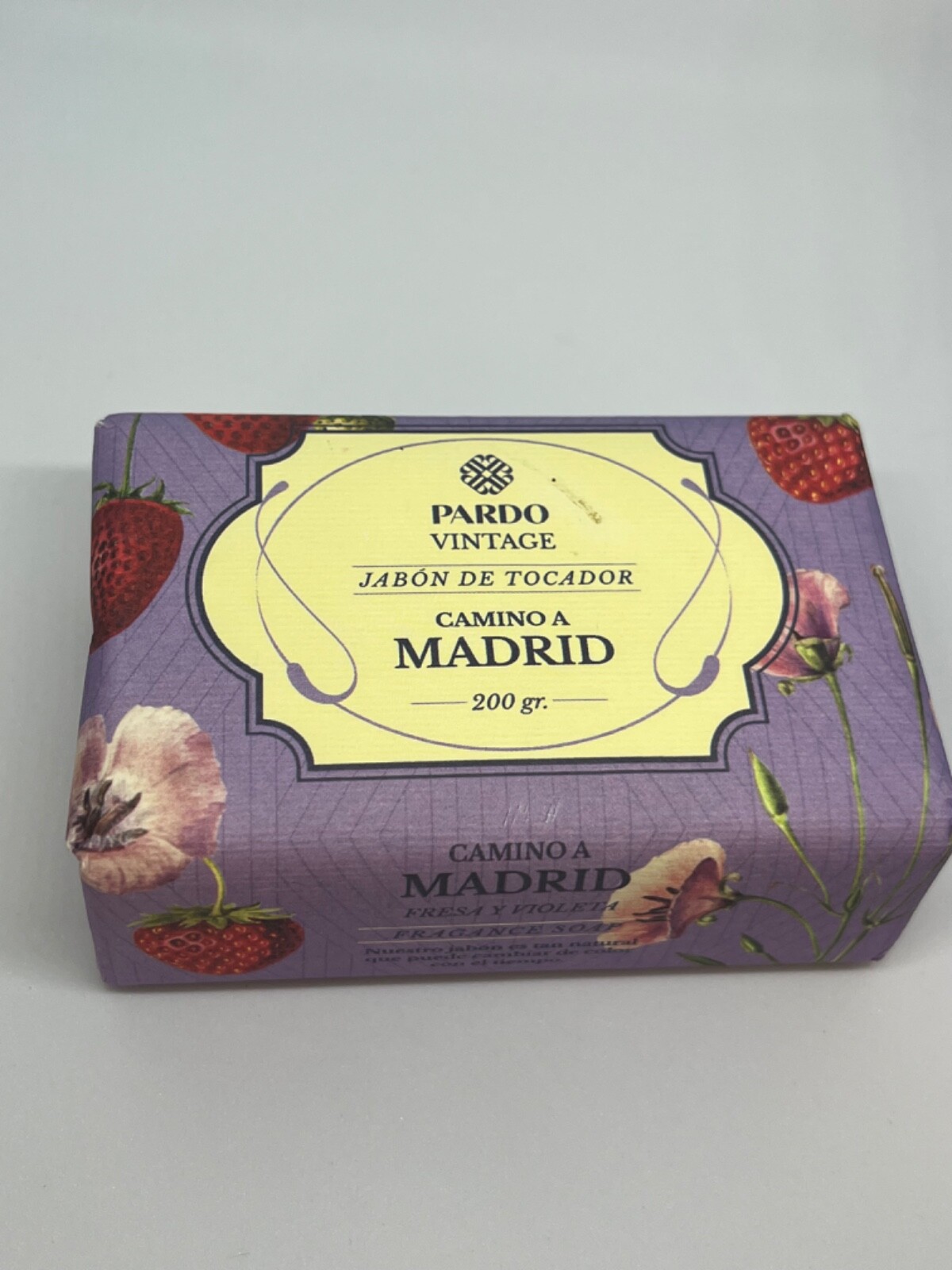 Pardo Vintage “Camino a Madrid” Perfumed Soap, Spain Souvenir Gift for her