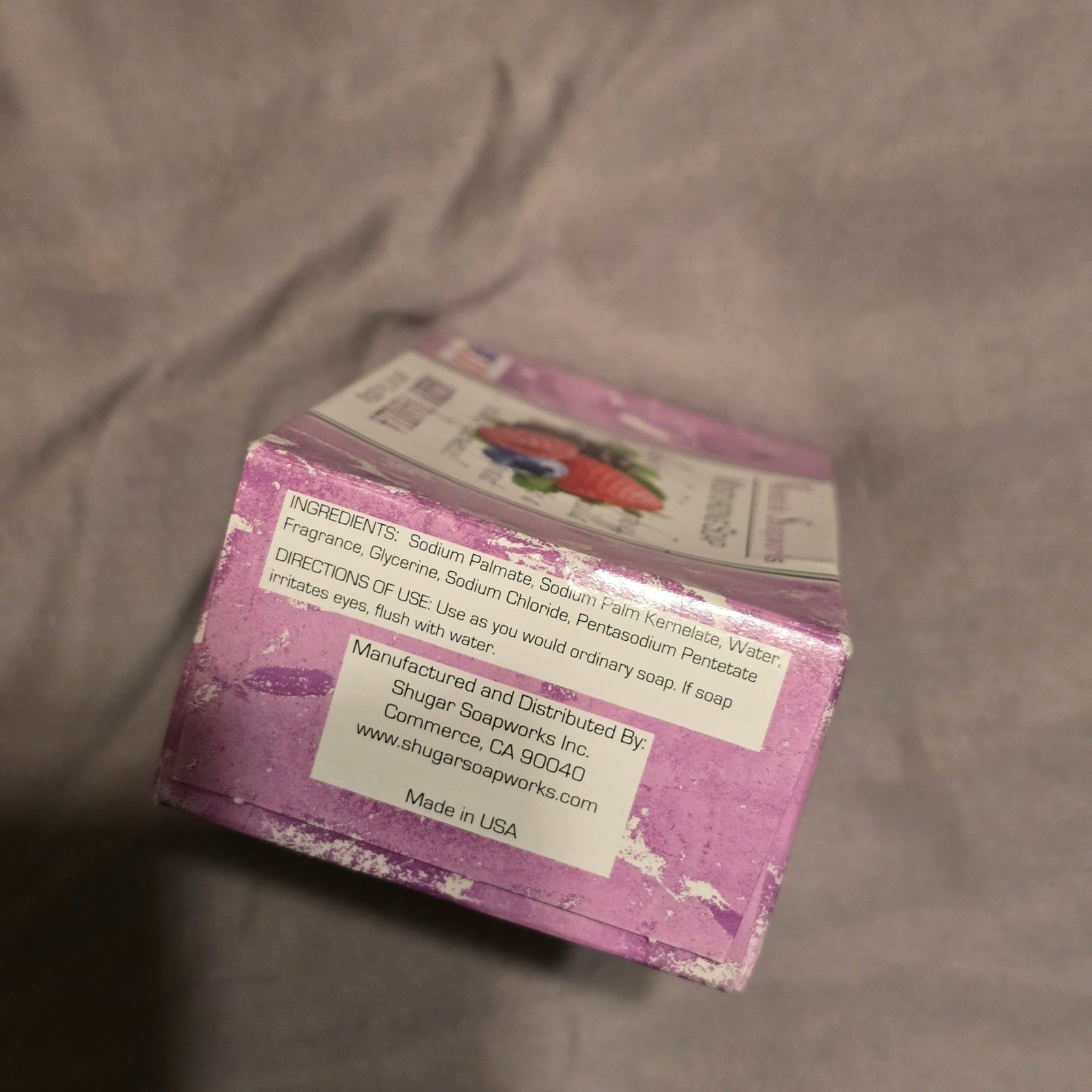 Venezia Soapworks Soap 7oz Berry Vanilla Bar Unisex Purple Fruit Moisturizing