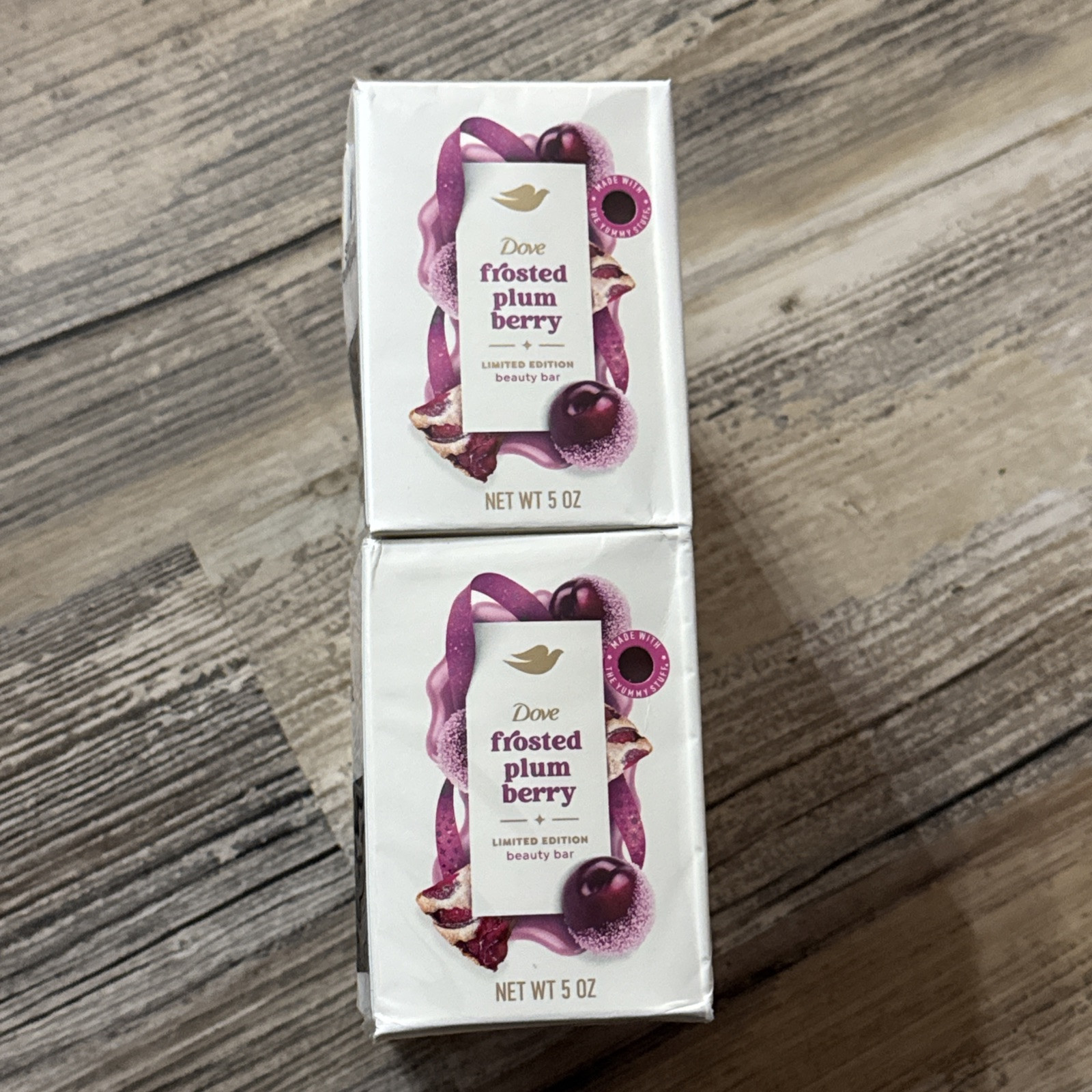 (8) Dove Frosted Plum Berry Limited Edition Holiday Treats Bar Soap 5oz Sealed