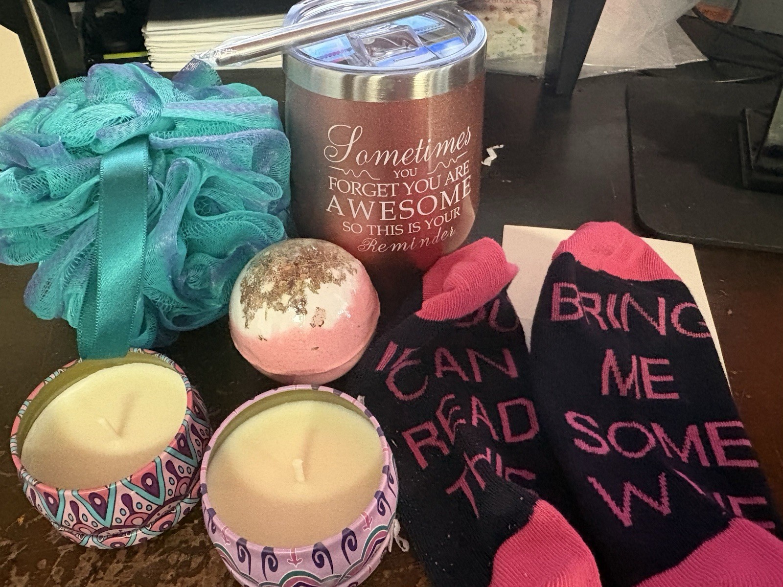 Gift Box with Note Card Perfect for Any Occasion