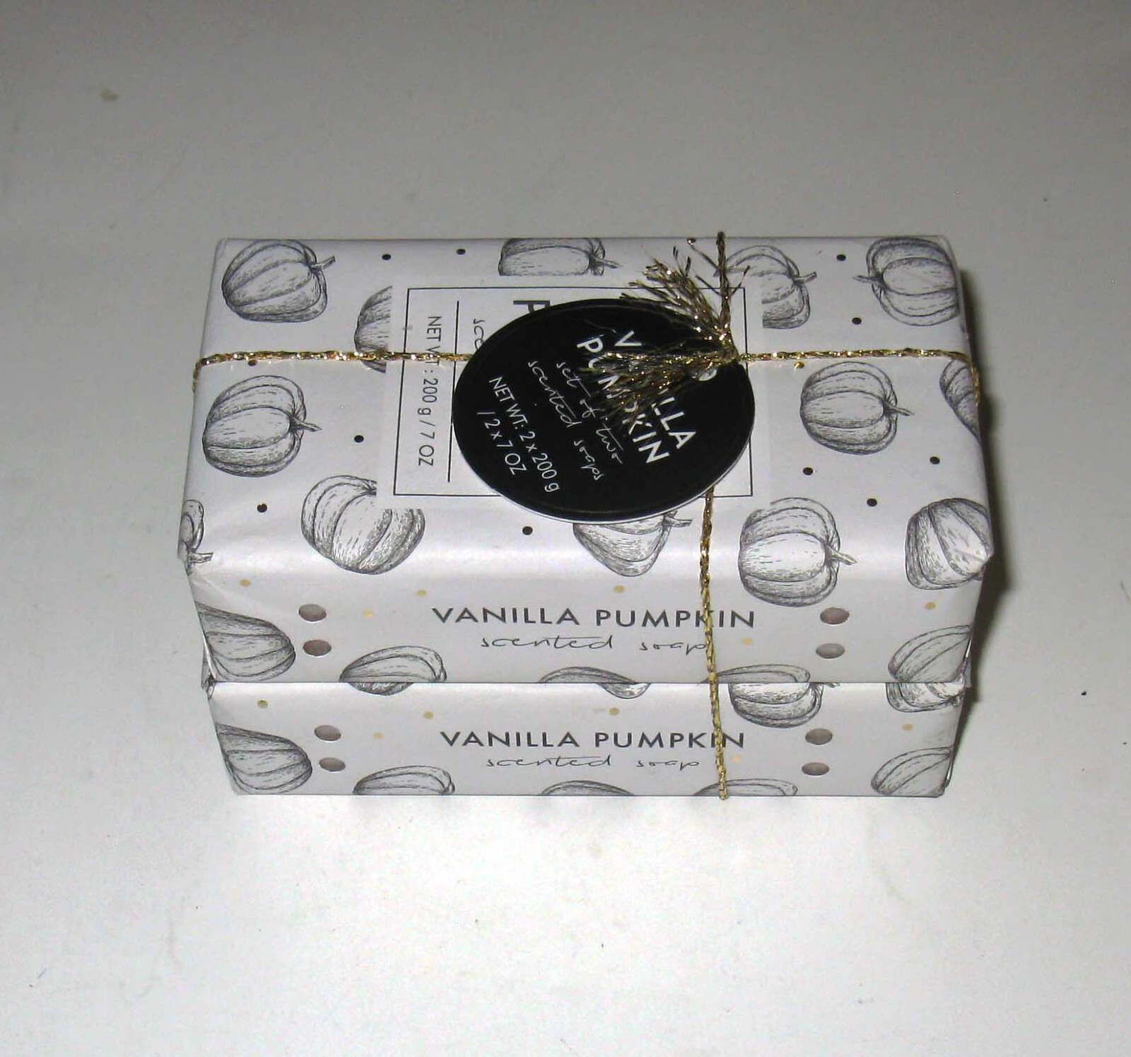 NEW 2 Pack Castelbel VANILLA PUMPKIN Scented Bar Soap 7 oz Autumn Holiday Fall