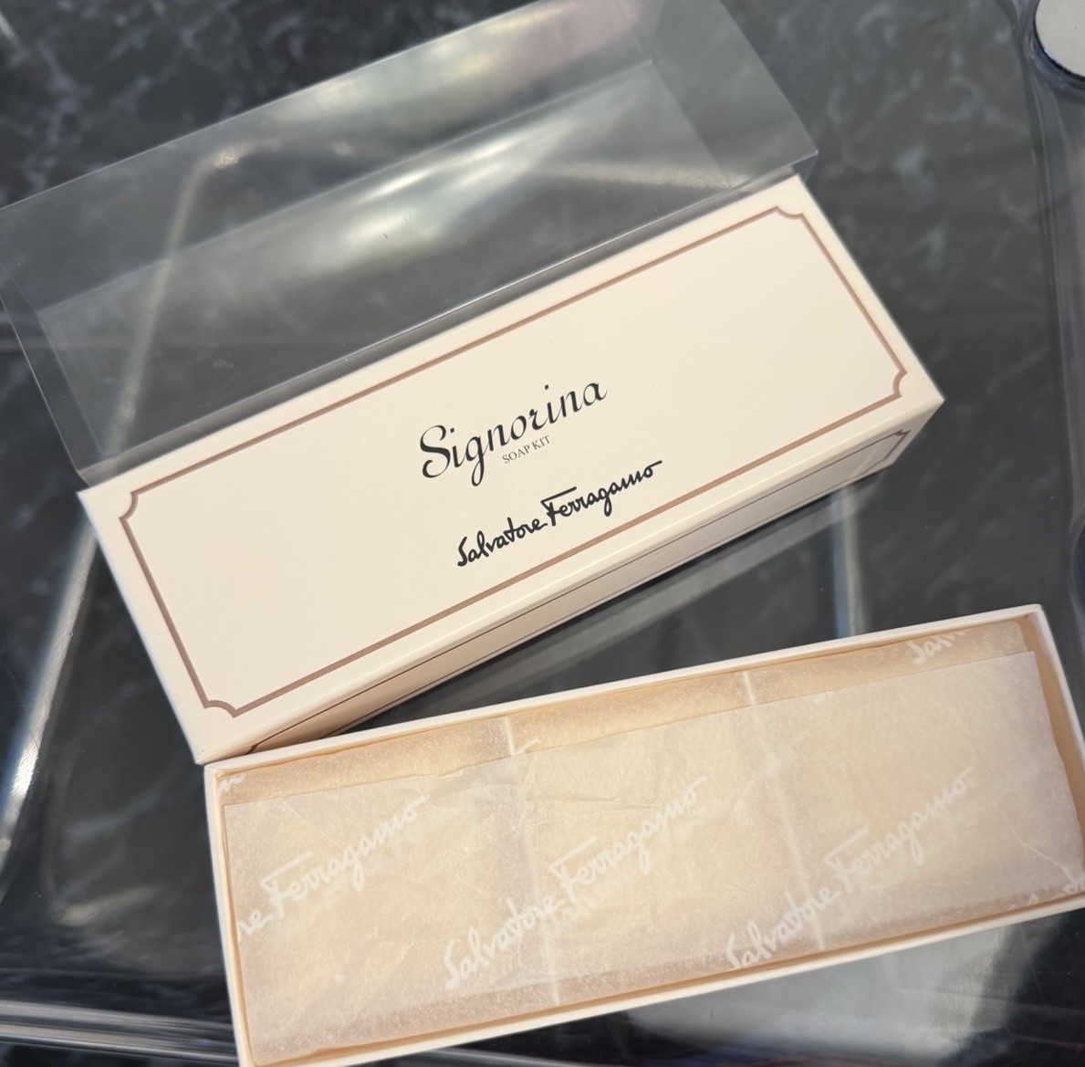 SALVATORE FERRAGAMO Signorina Soap Kit 3 x 1.7oz/50g – New in Box