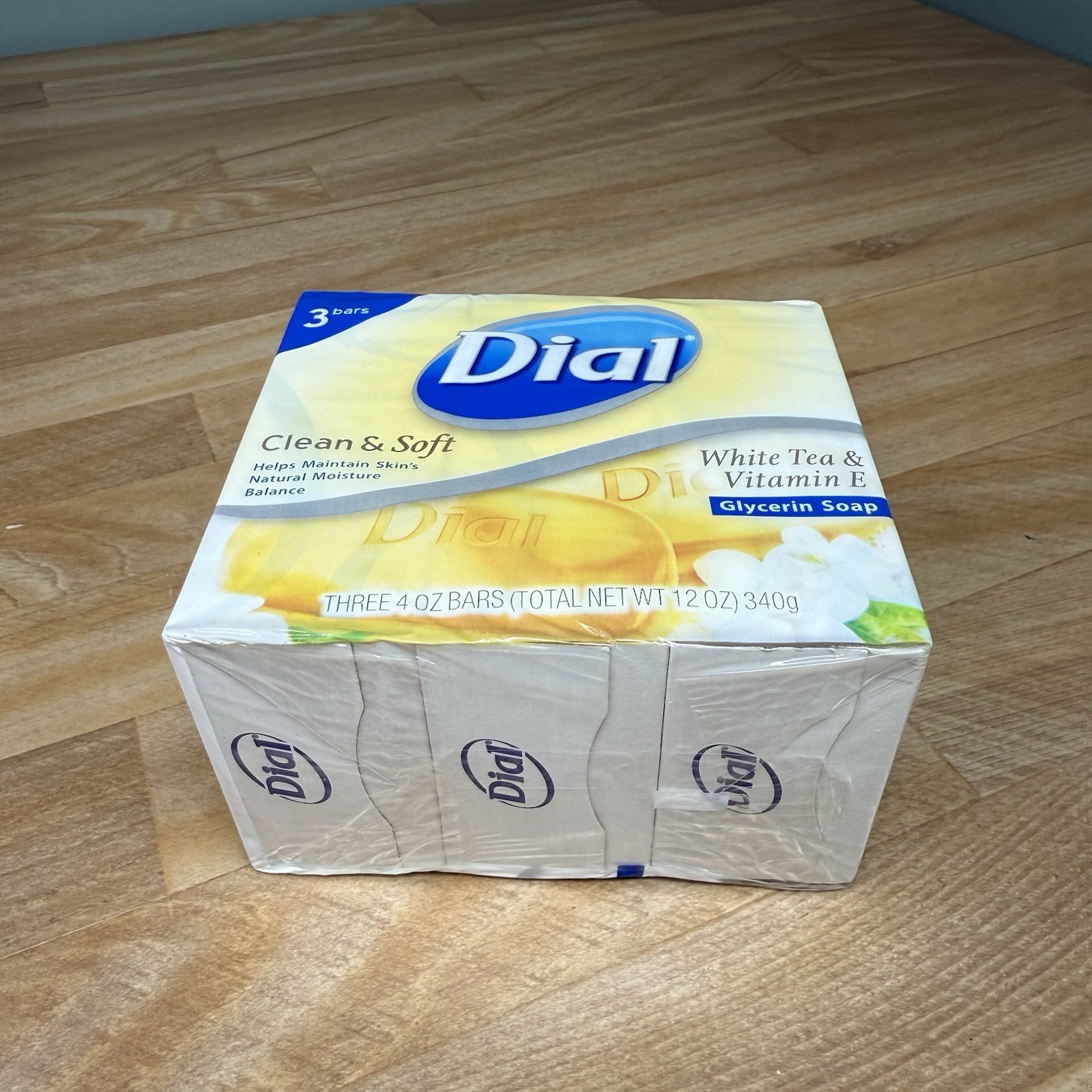 DIAL Clean & Soft White Tea Vitamin E Glycerin Soap 3 Bars 4oz/each 2006 SEALED