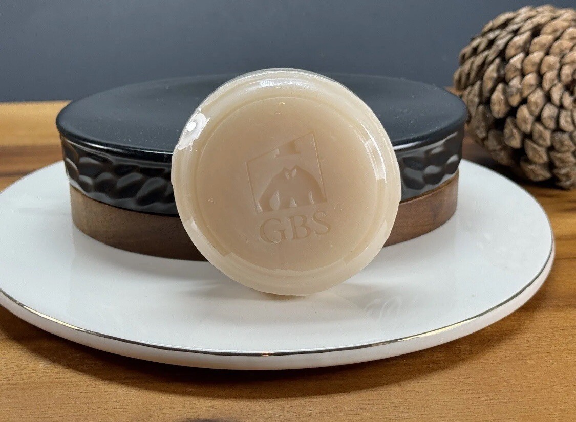 Men Bay Rum Shave Soap – Handmade, Scented Puck 80gm
