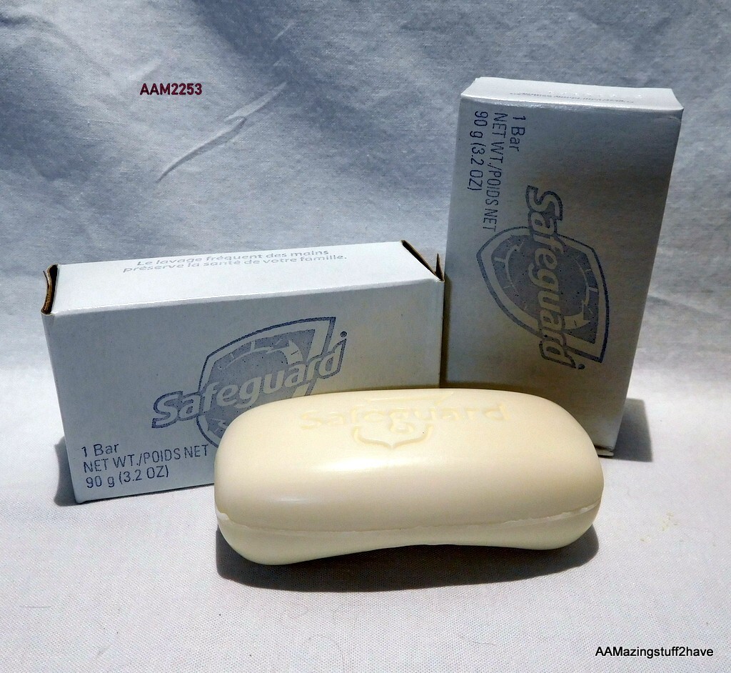 2 Safeguard Body Bar Soap Fresh Sent With aloe Wash Away Bacteria White NEW LOT