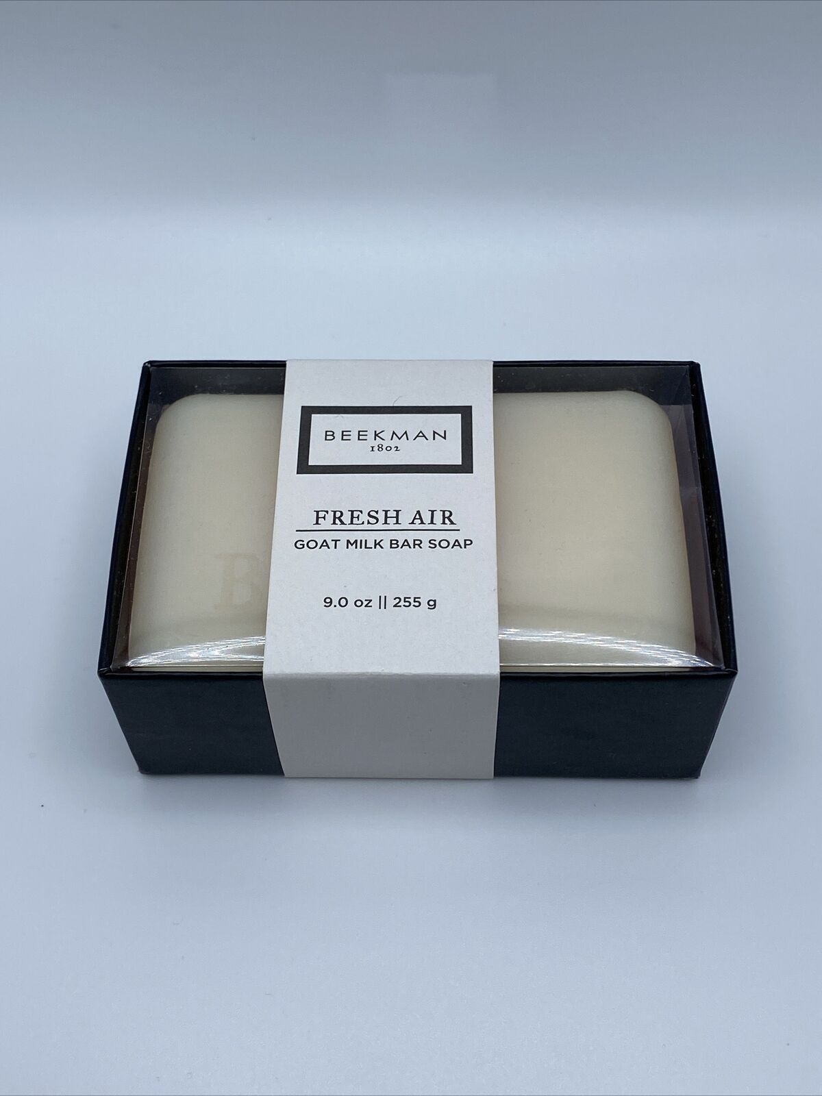 BEEKMAN 1802 GOAT MILK BAR SOAP – FRESH AIR – 9 oz W/ Ceramic Soap Dish