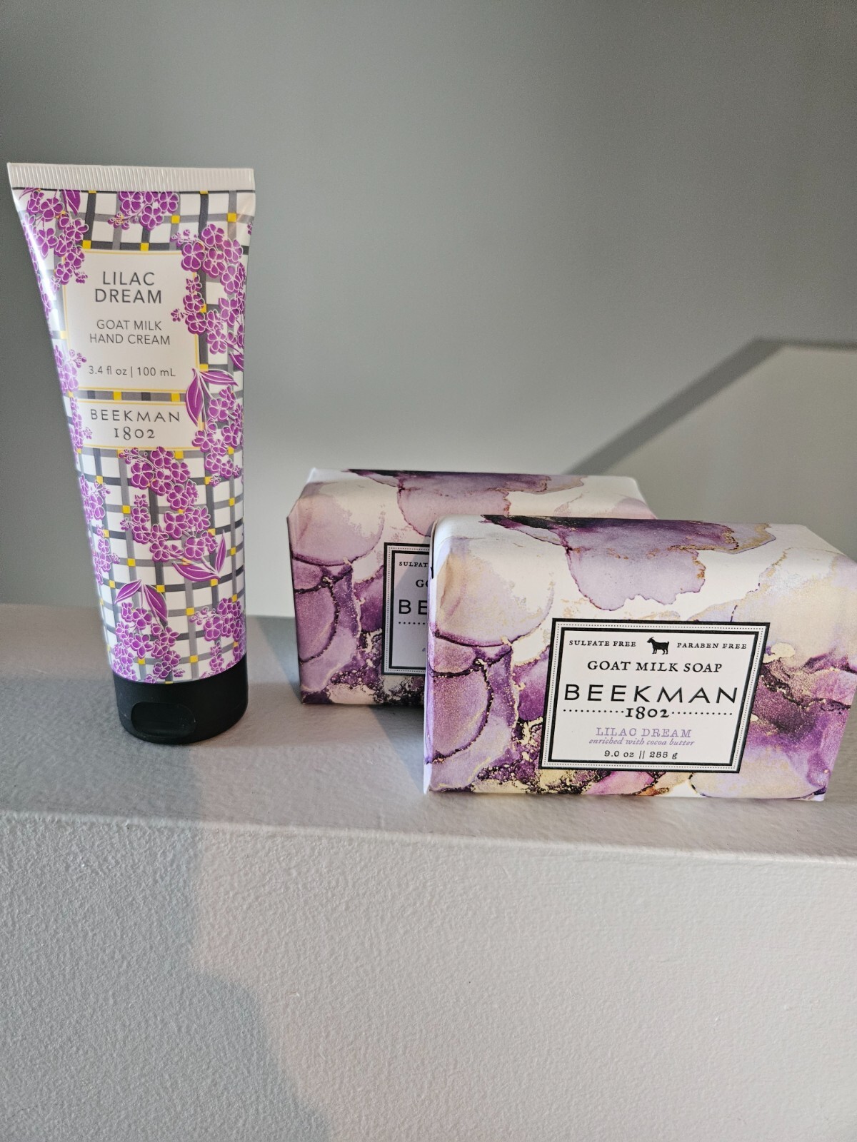 BEEKMAN 1802 GOAT MILK LILAC DREAM 3 PIECE SET- BAR SOAP AND HAND CREAM
